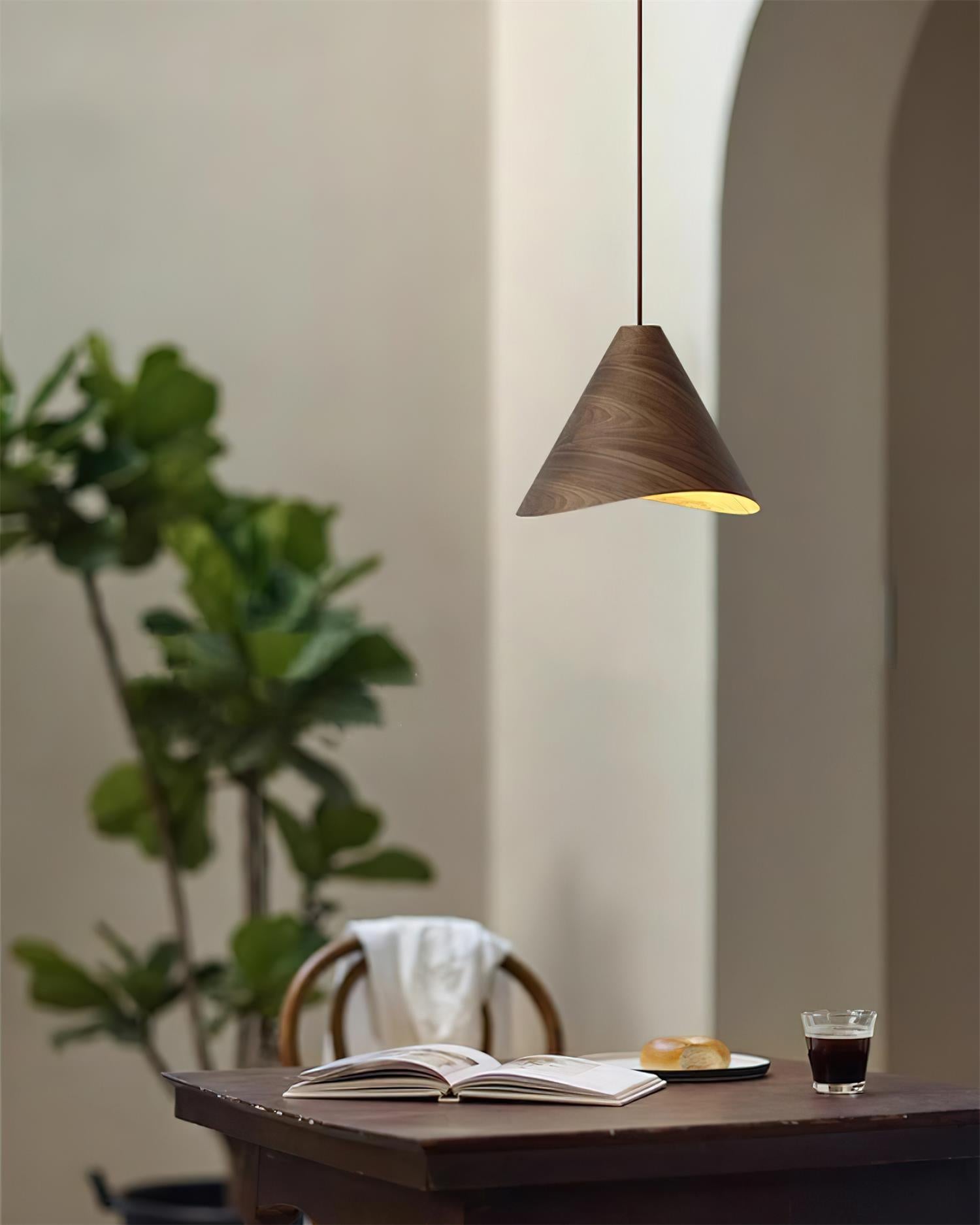 Thalior Pendant Light