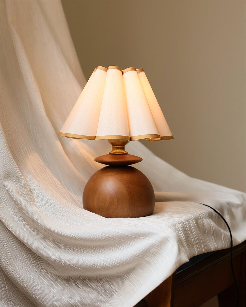 Pudge Table Lamp