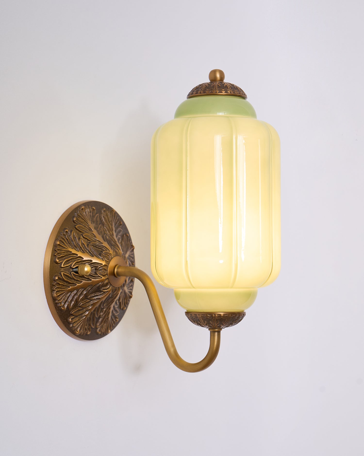 Melvane Vintage Pink Glass Wall Sconce