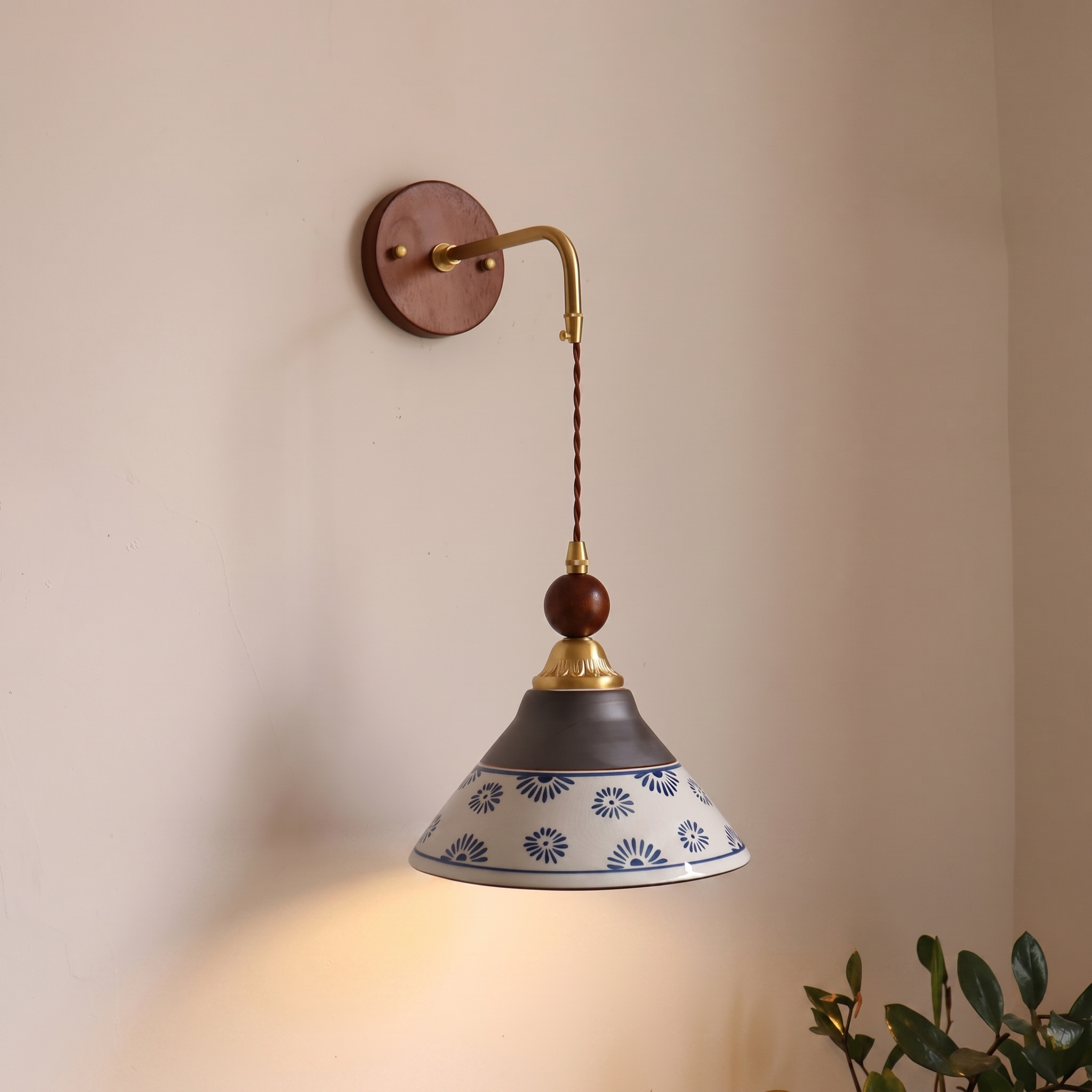 Orin Wall Lamp