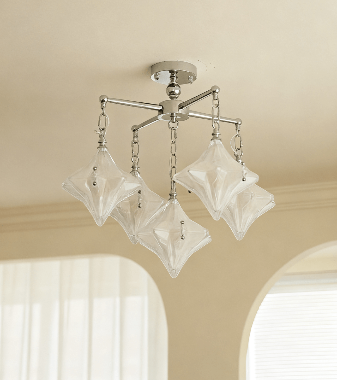 Wilt Prism Star Chandelier-Neutral Decor