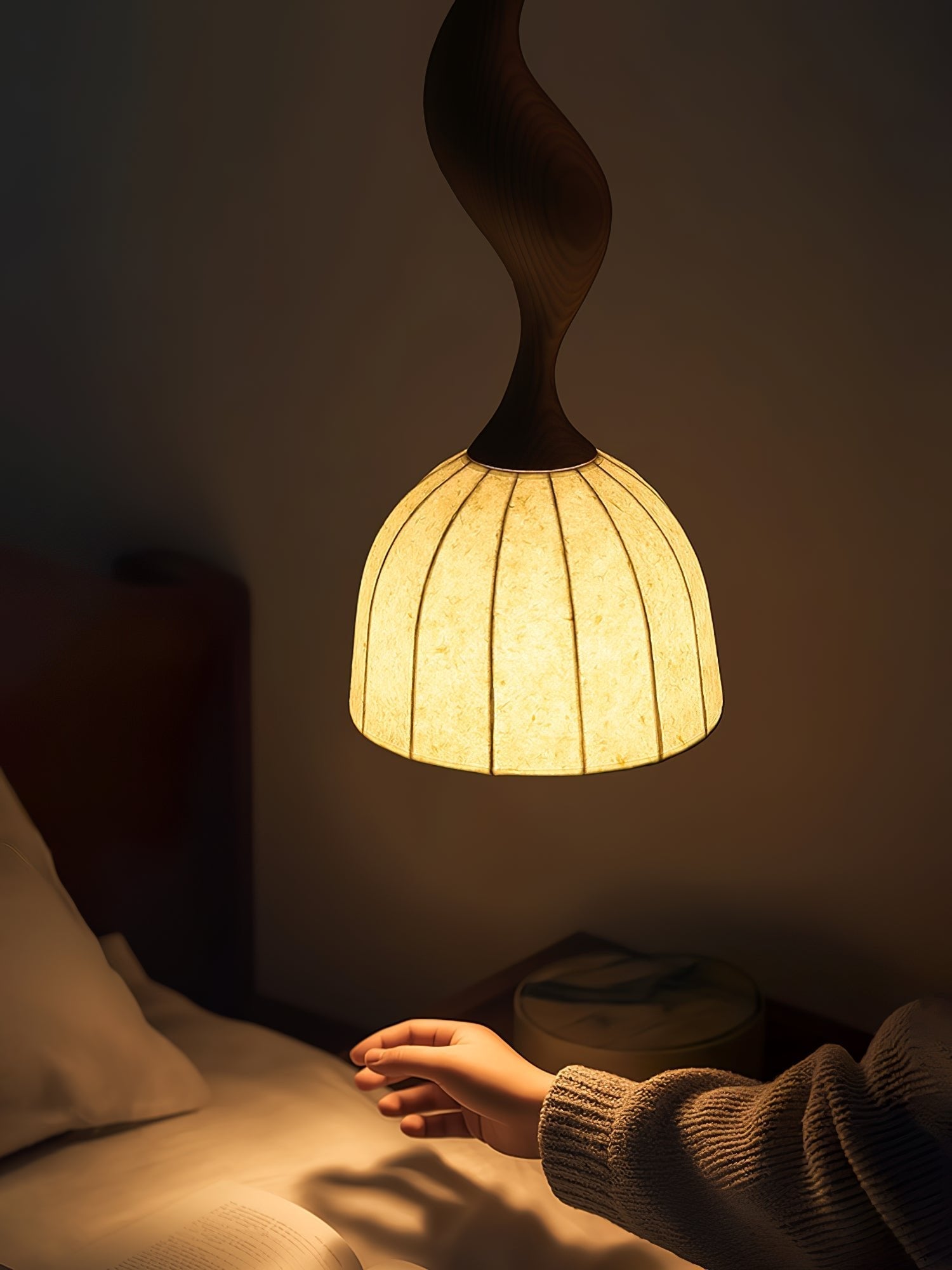 Colire Creativity Twisted Wood Pendant Light-Neutral Decor
