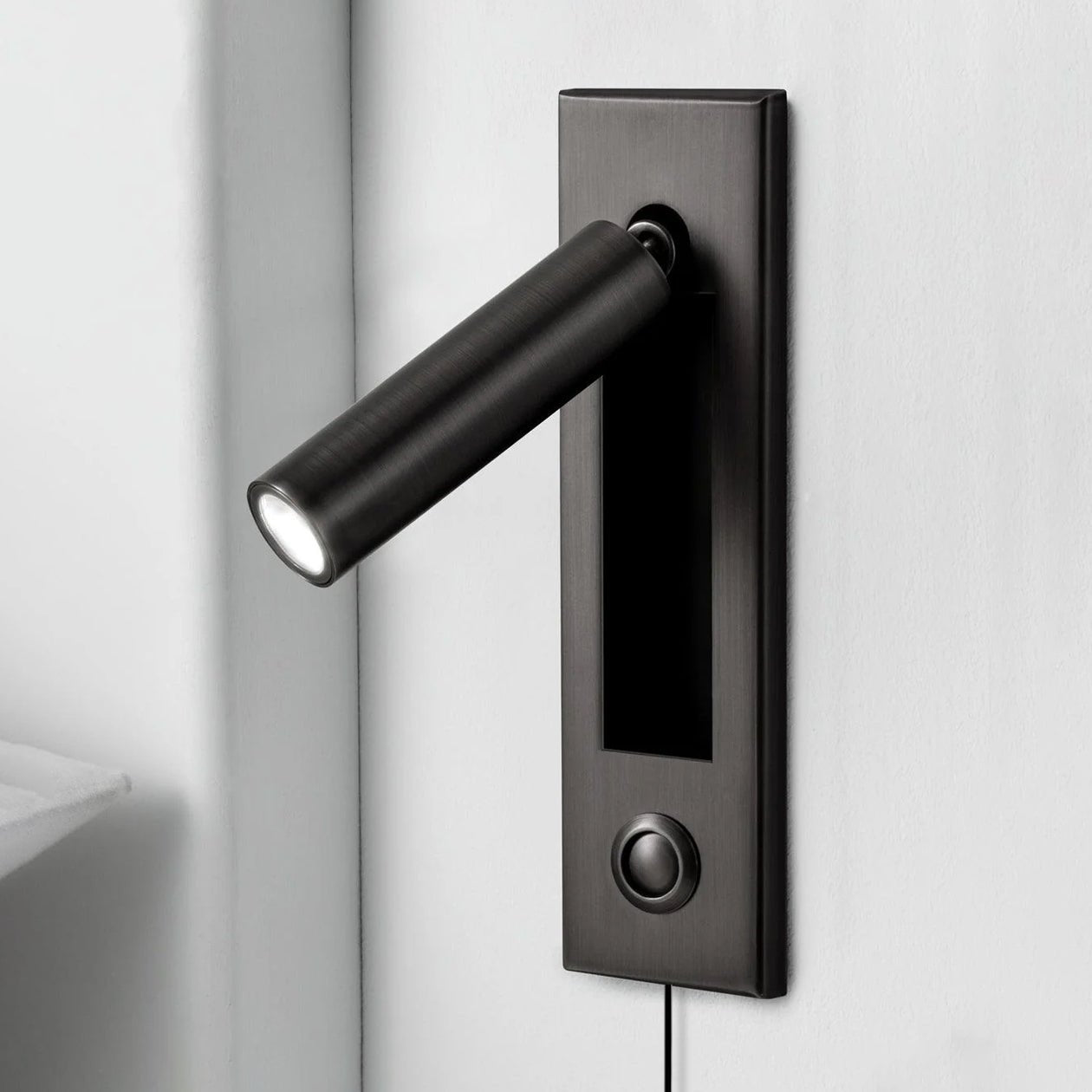 Phelion Embedded Bedside Plug-in Sconce Wall lamp-Neutral Decor