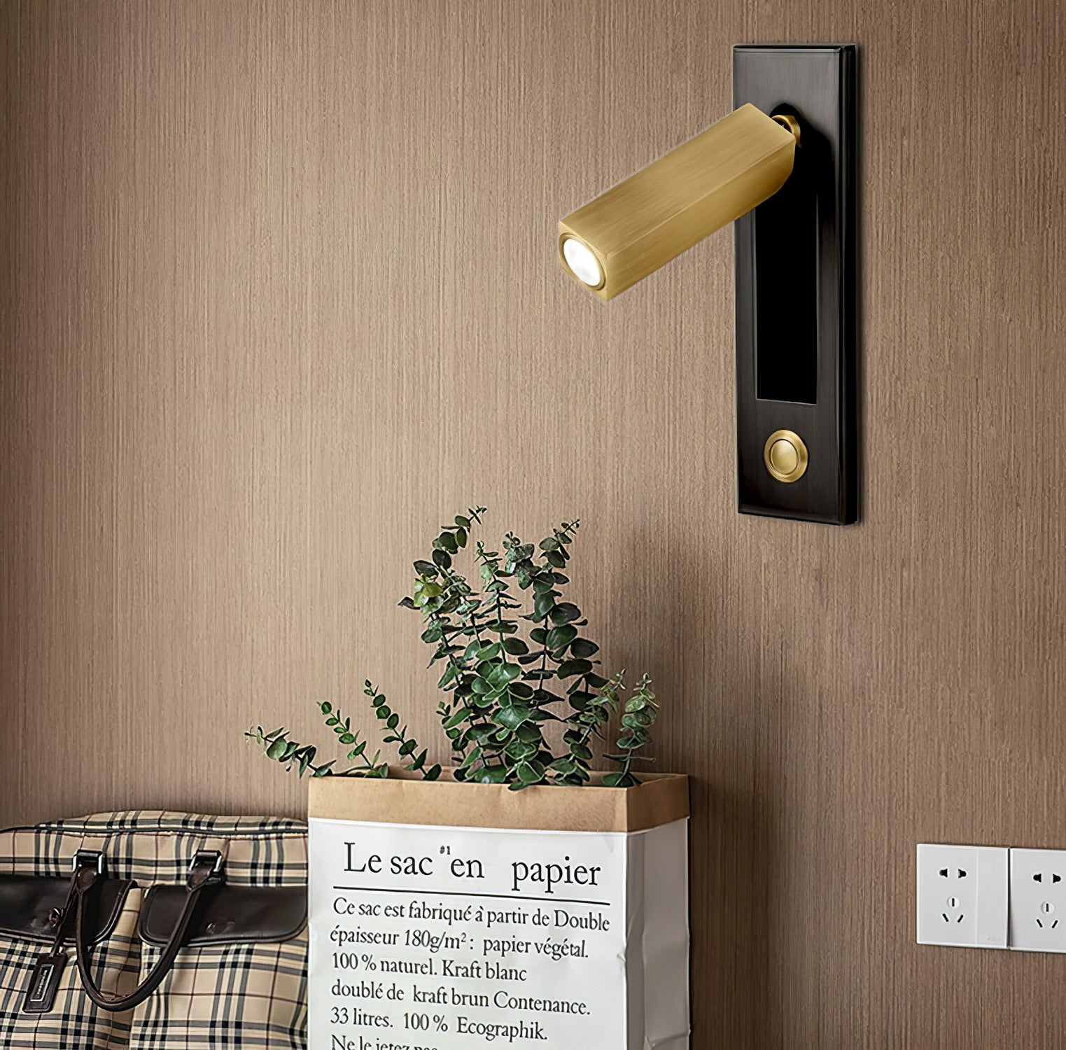 Daria Modern Wall Light-Neutral Decor