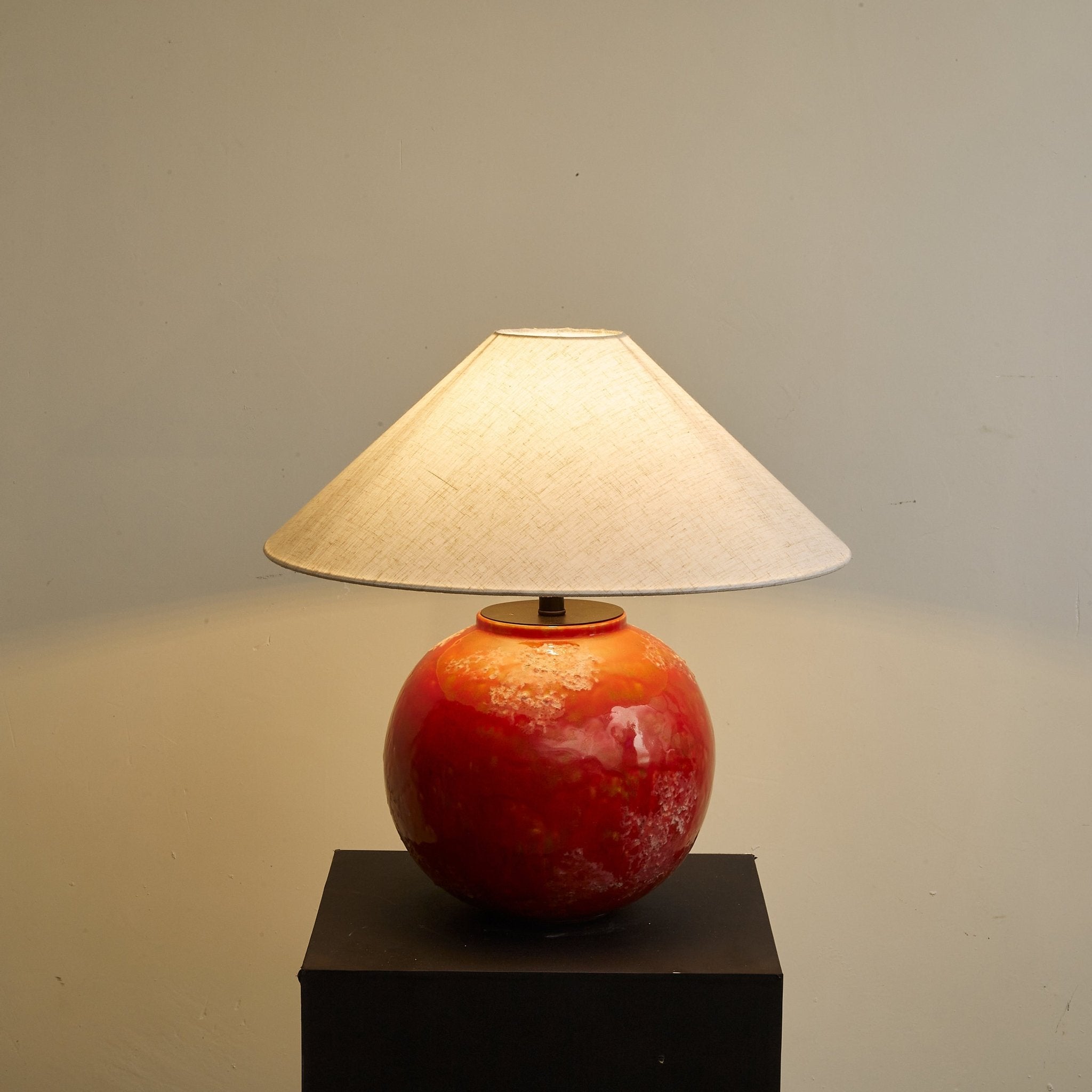 Hemyn Contemporary Ceramics Table Lamp-Neutral Decor