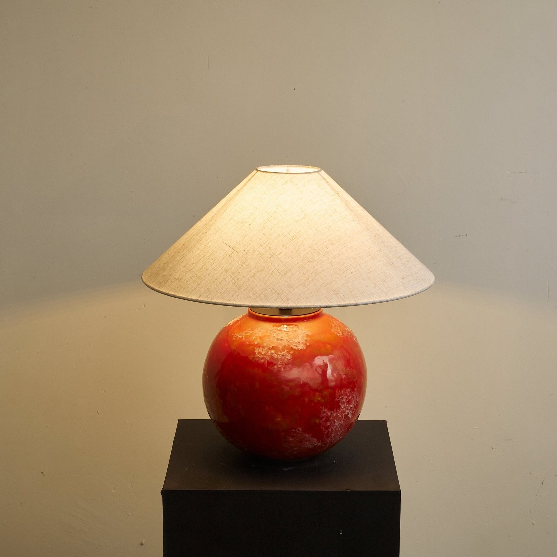 Hemyn Contemporary Ceramics Table Lamp-Neutral Decor