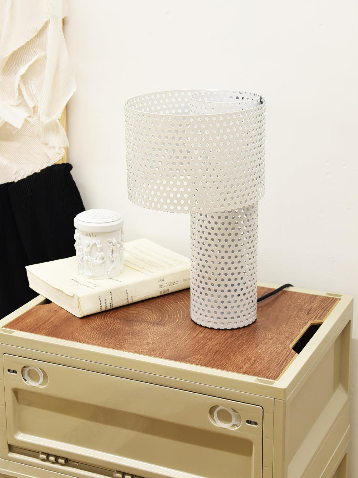 Ilsolyra Table Lamp-Neutral Decor