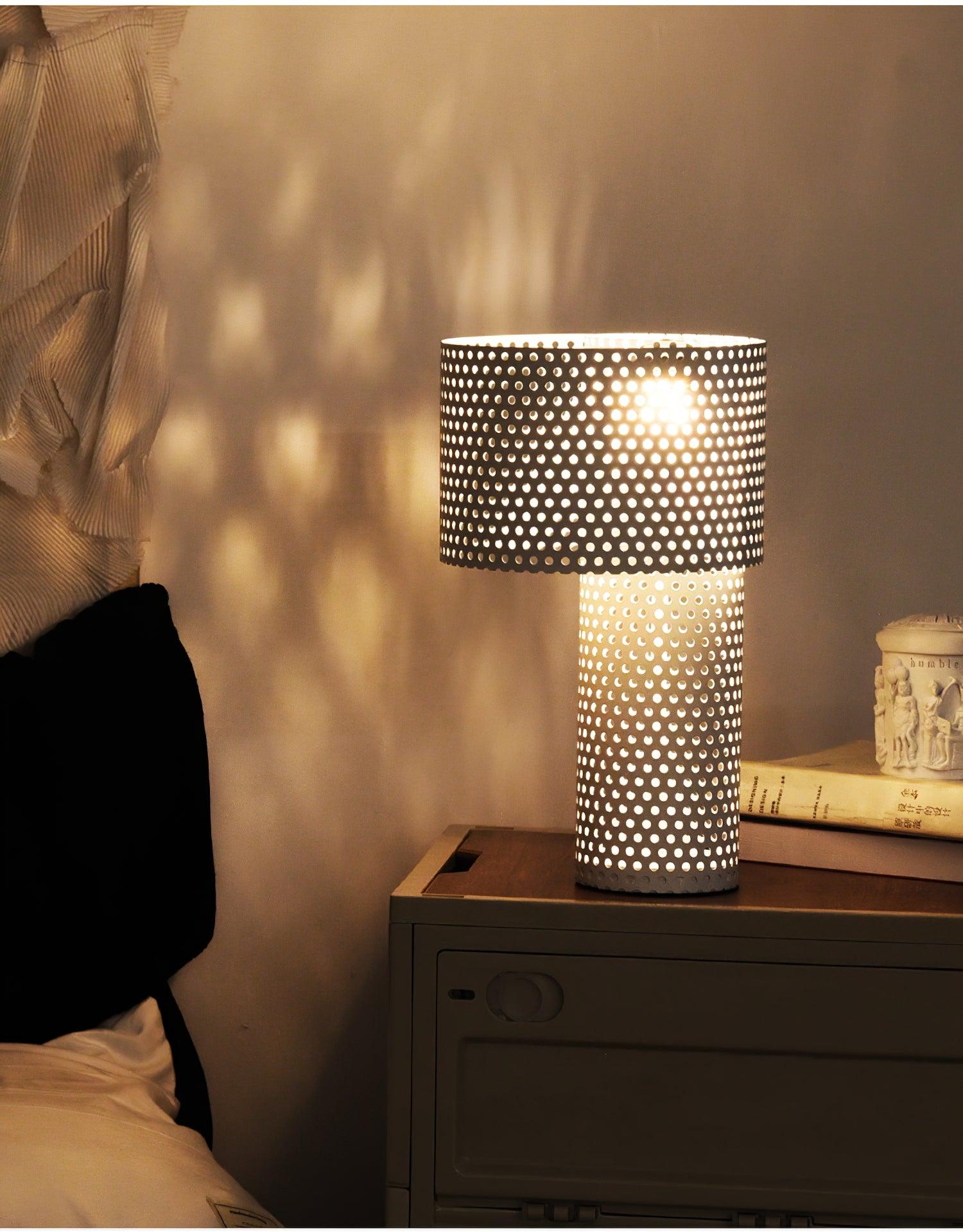 Ilsolyra Table Lamp-Neutral Decor