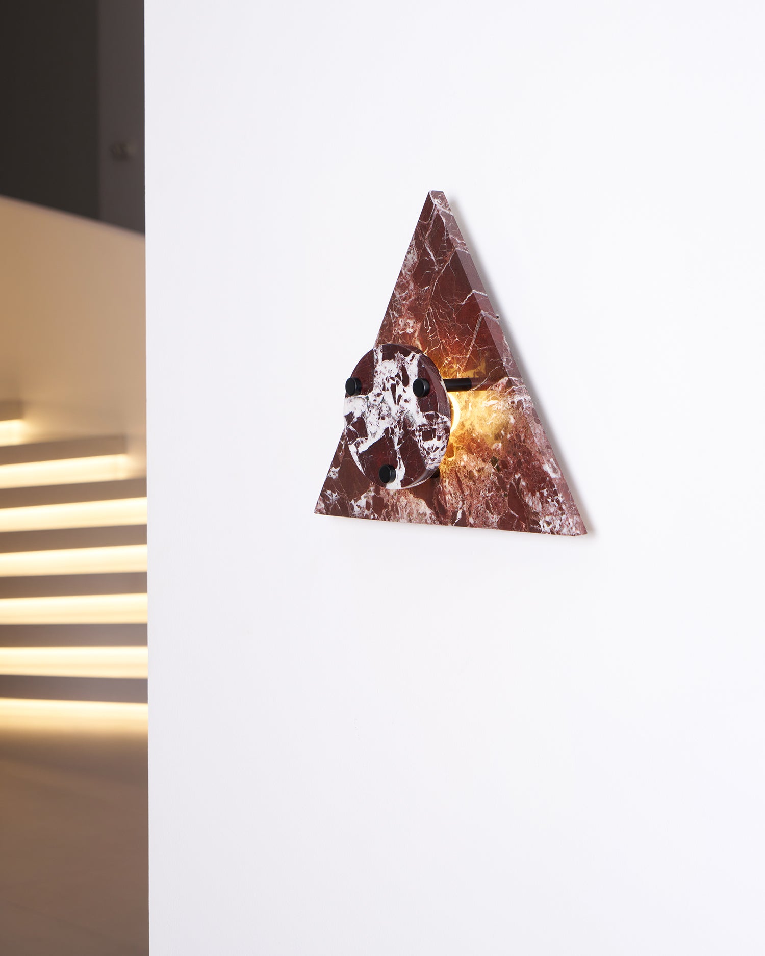Magnus Wall Lamp