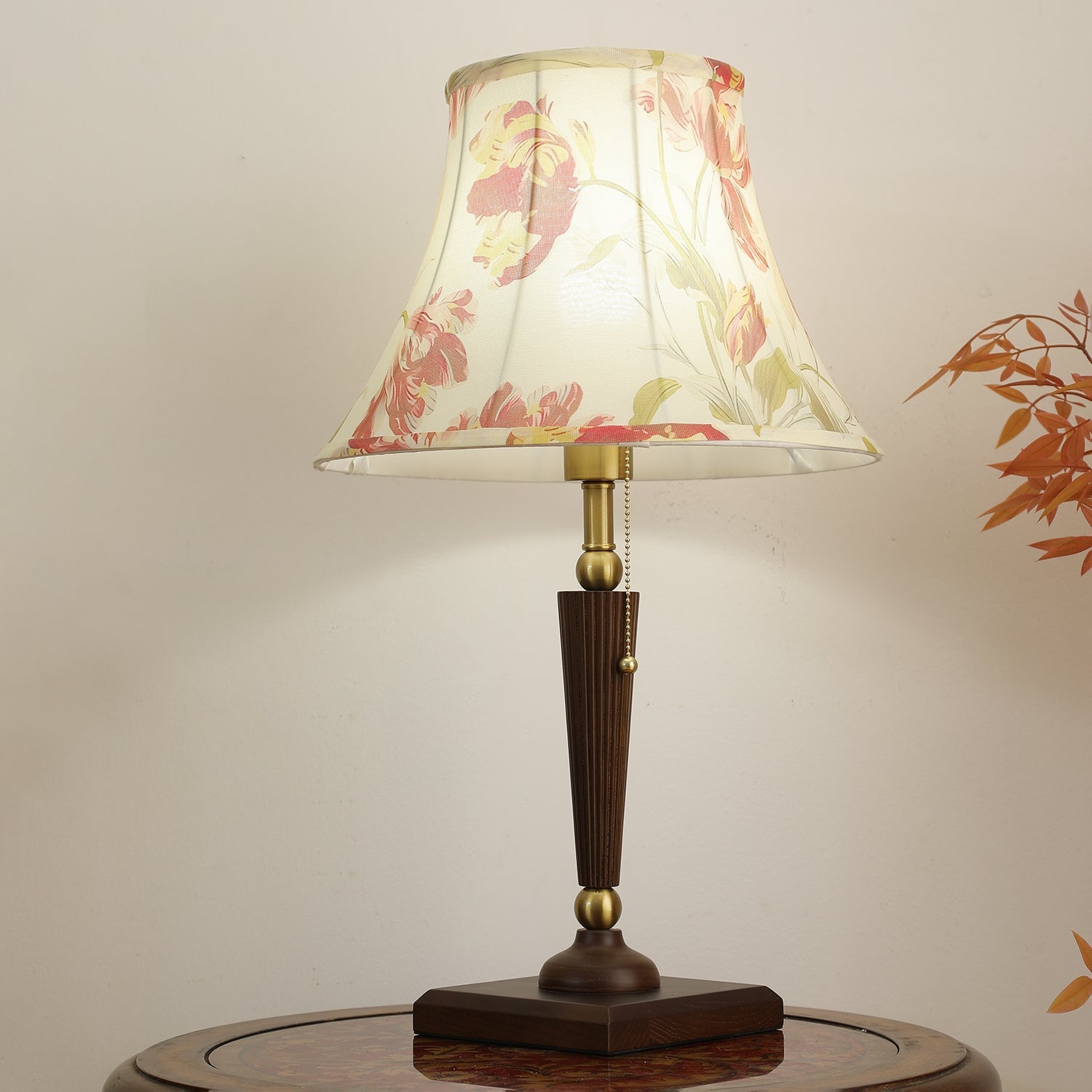Zarw Wood & Fabric Table Lamp-Neutral Decor