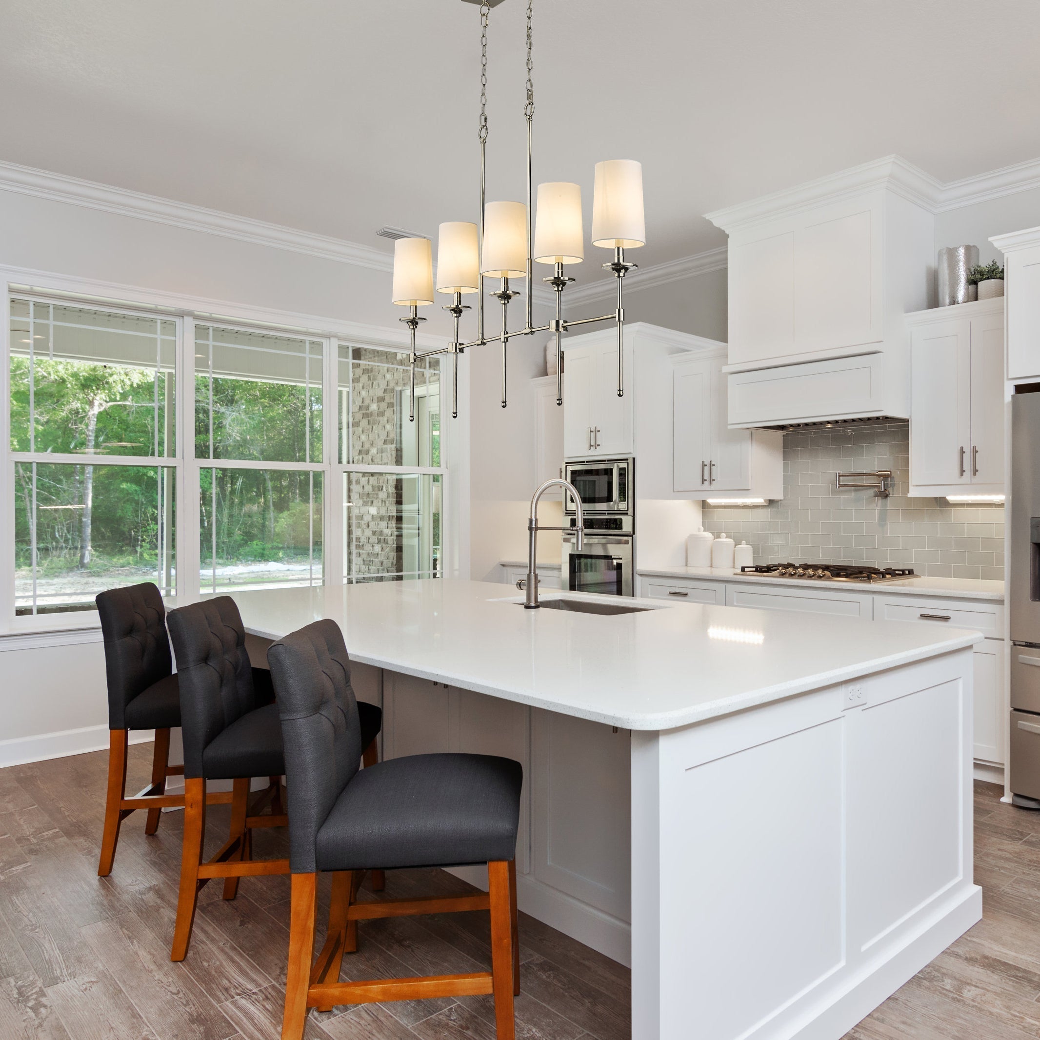 Sawyer Linear Pendant Light