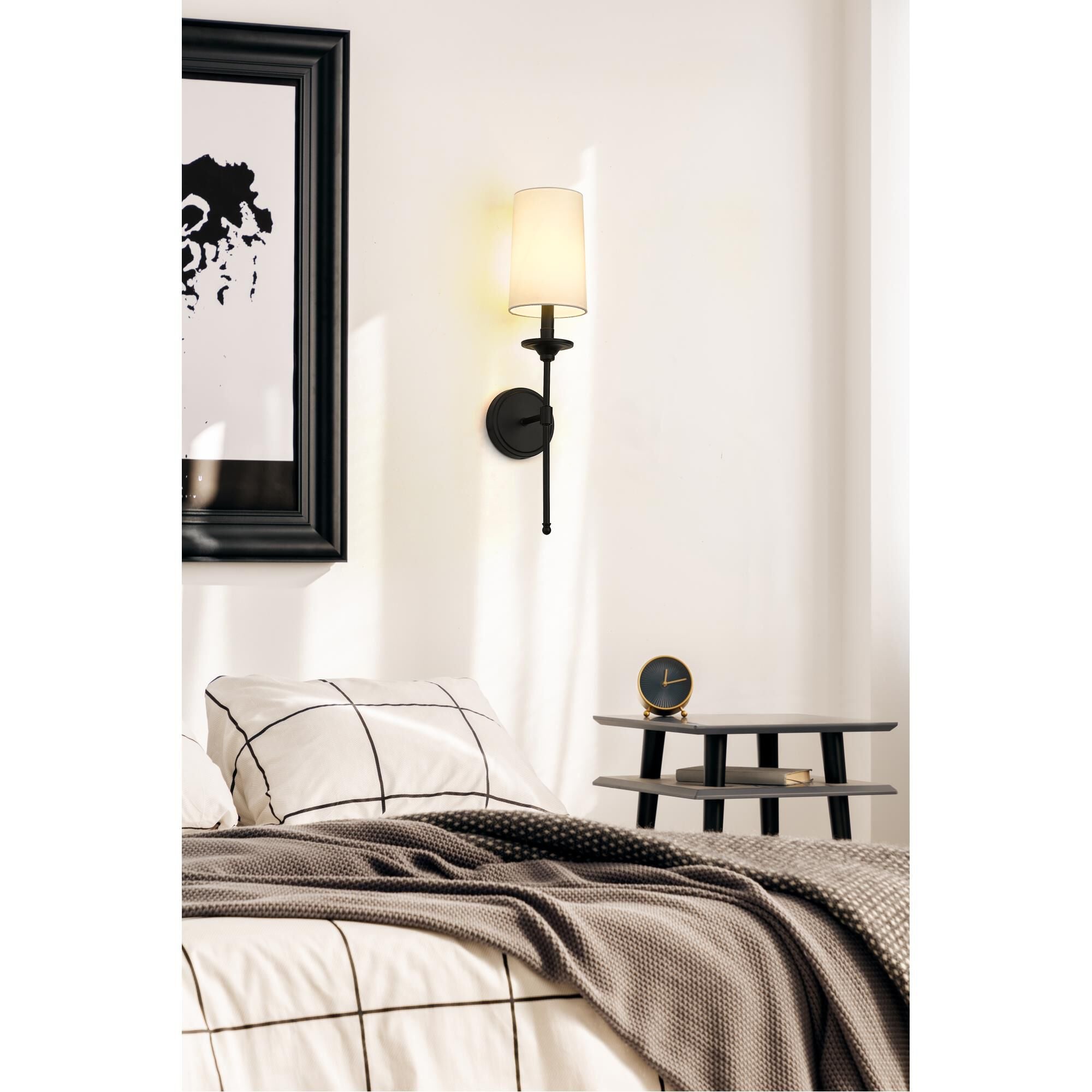 Tessa Wall Lamp