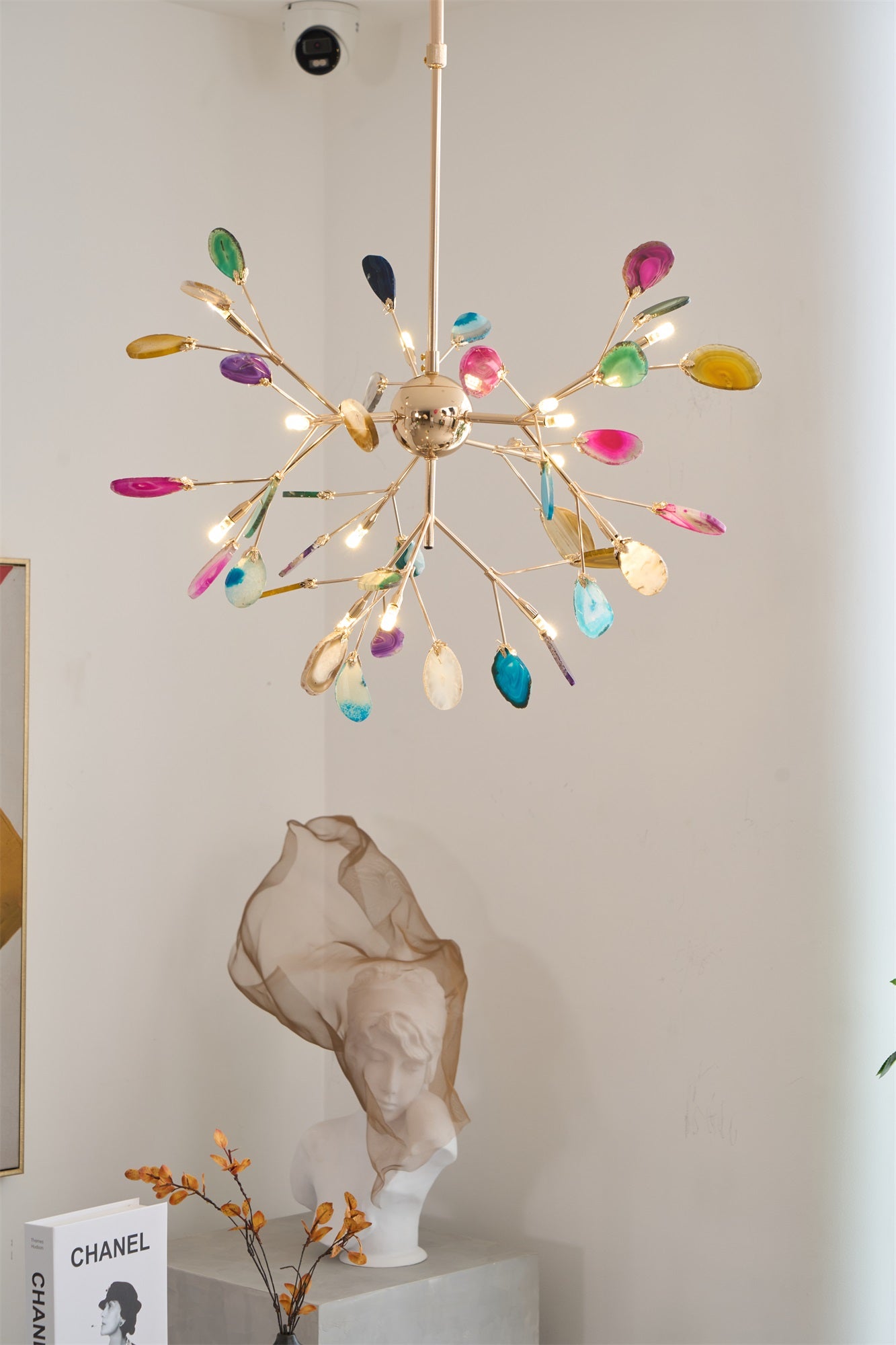 Ulenor Chandelier Colorful Leaf Gilded Arms-Neutral Decor