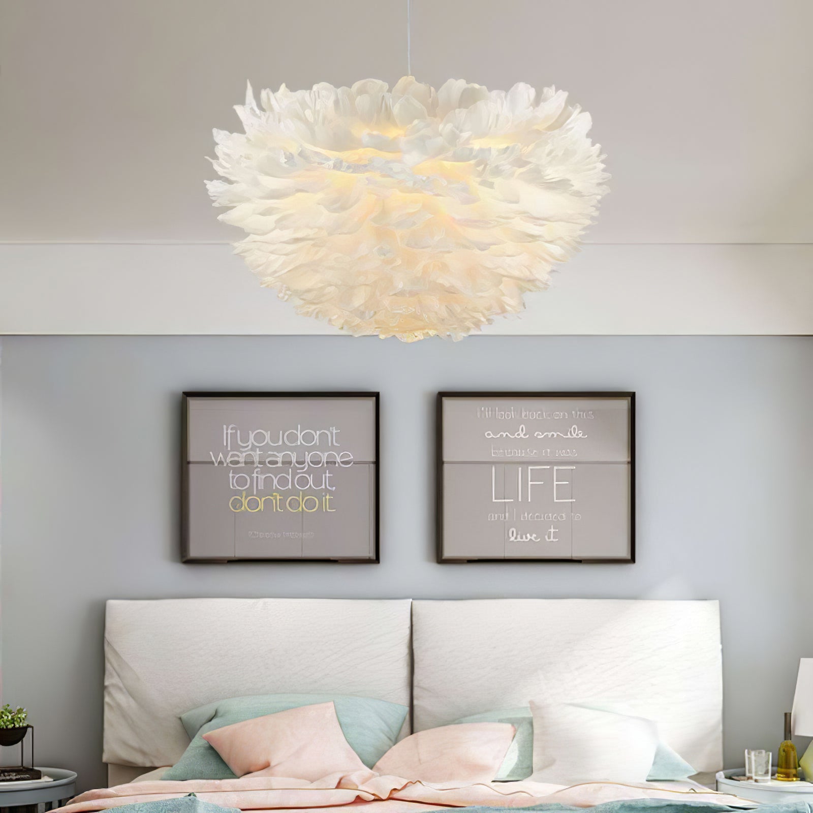 Deveno Feathers Pendant Lamp-Neutral Decor