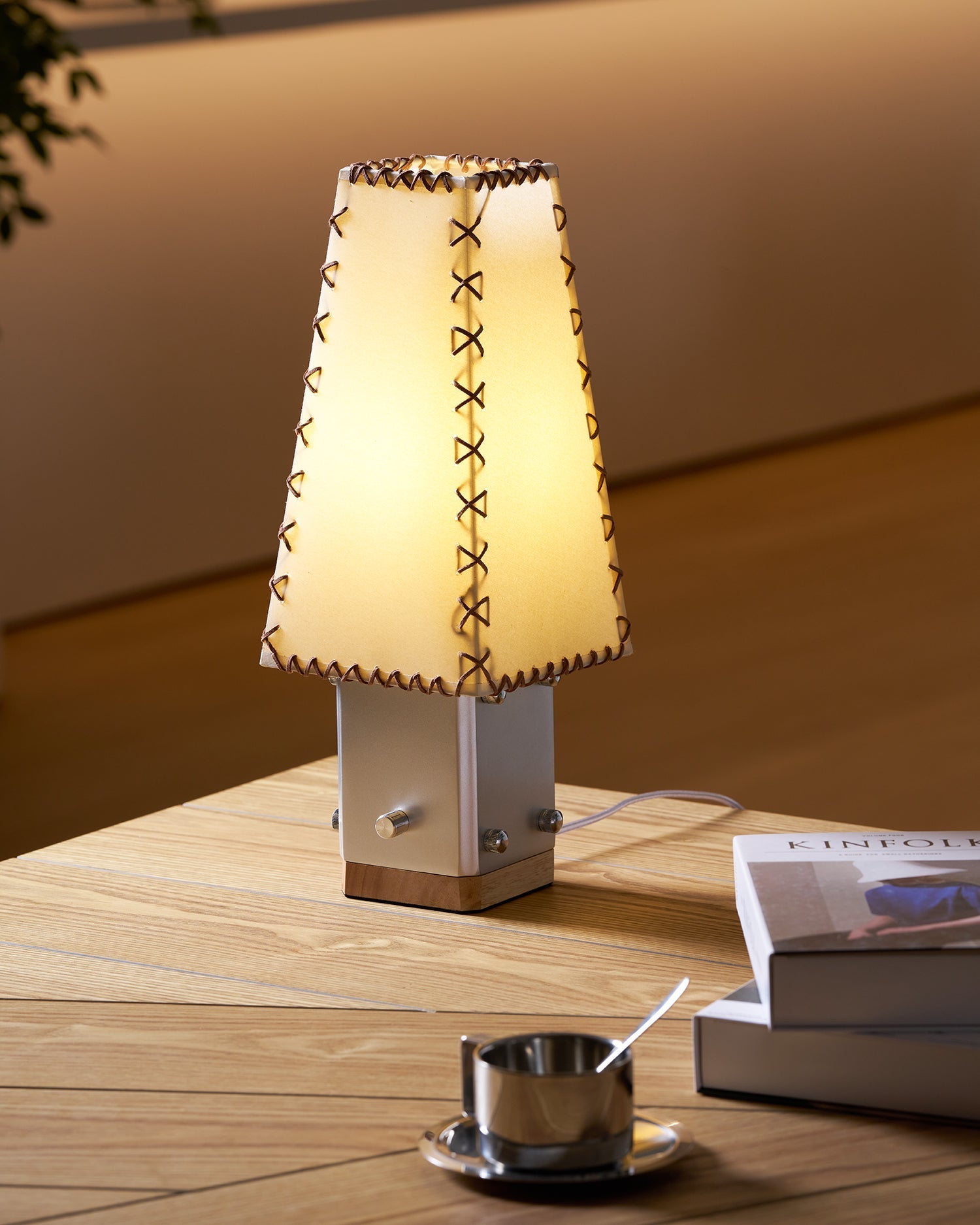 Cysl Table Lamp-Neutral Decor