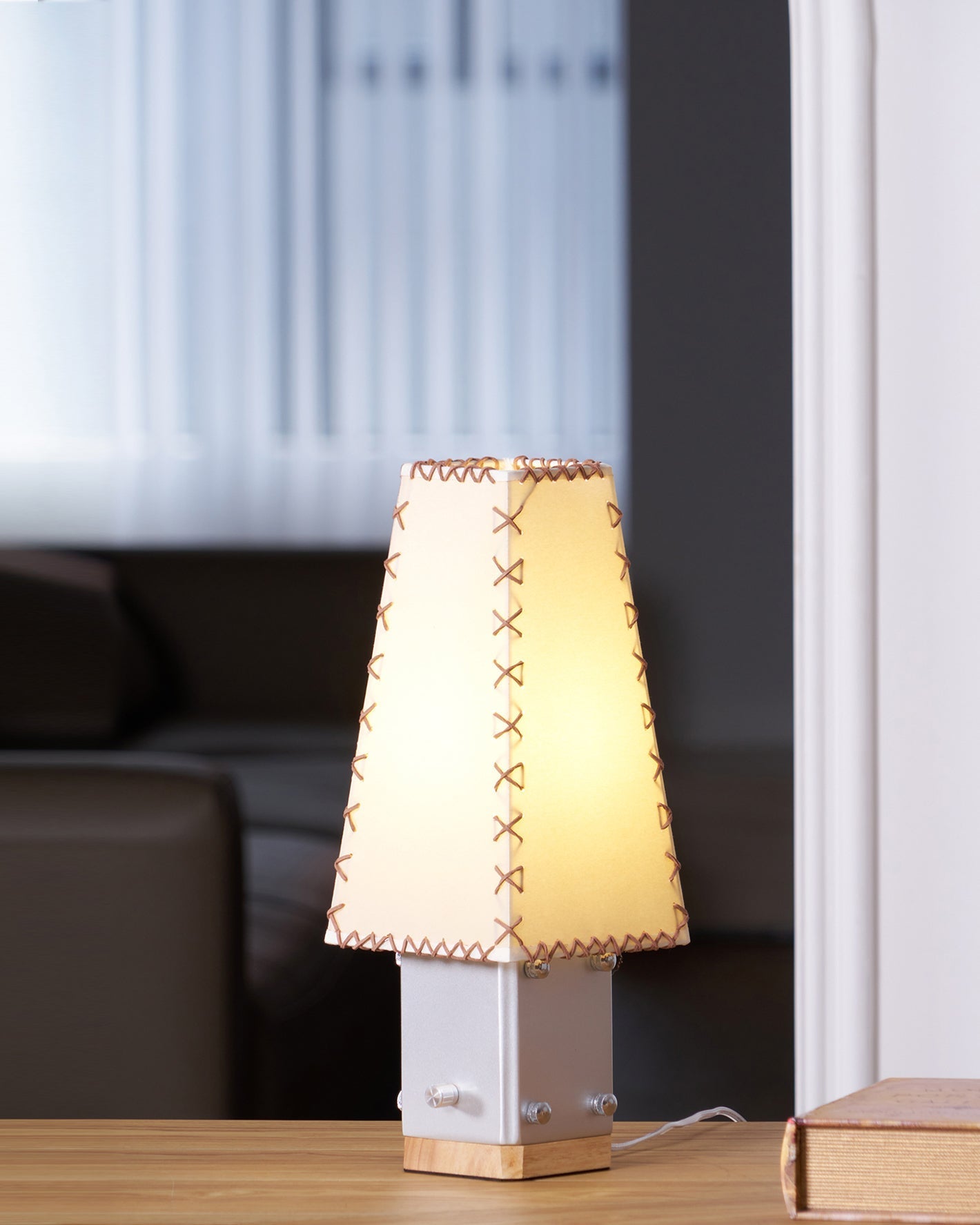 Cysl Table Lamp-Neutral Decor