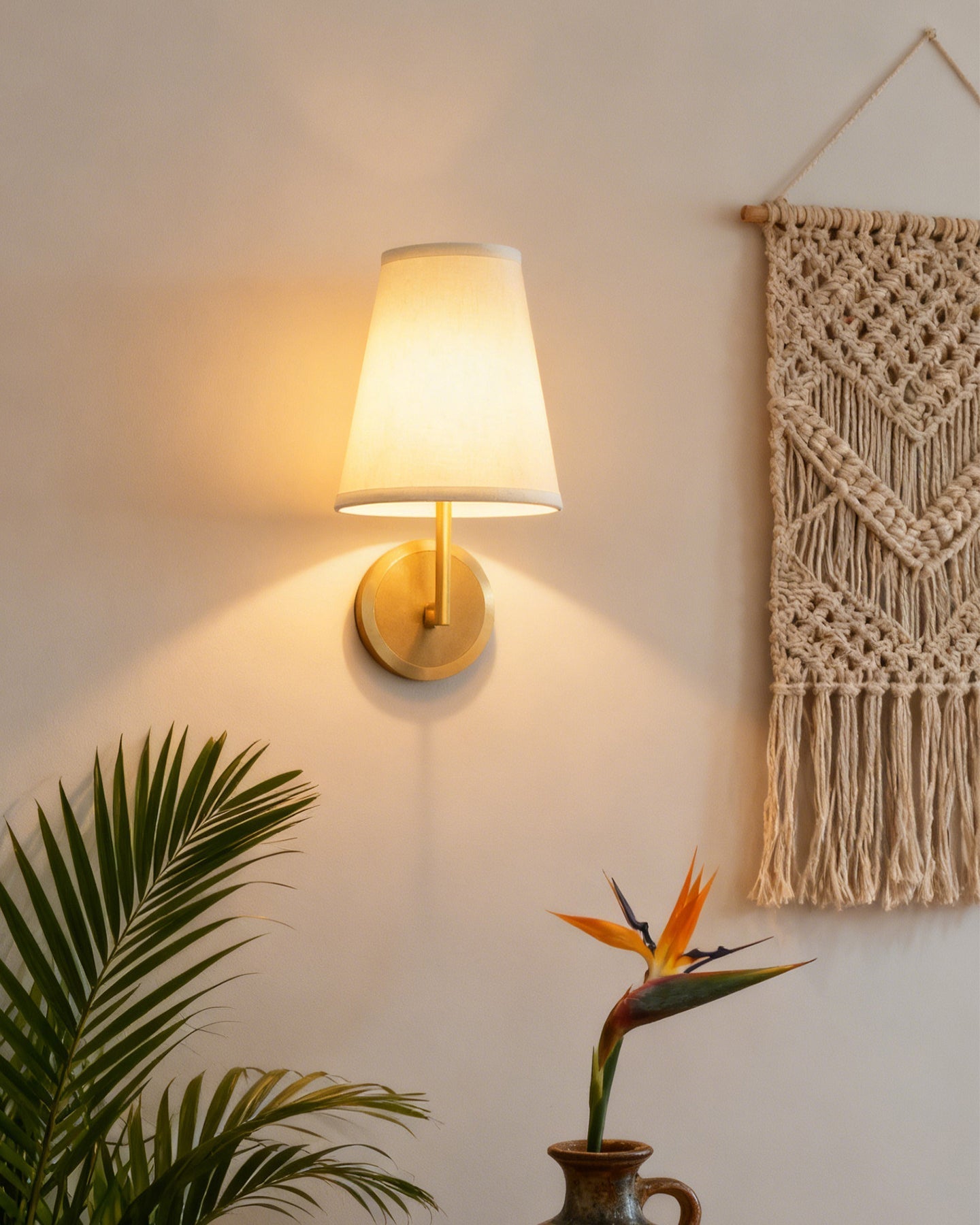 Jude Wall Lamp