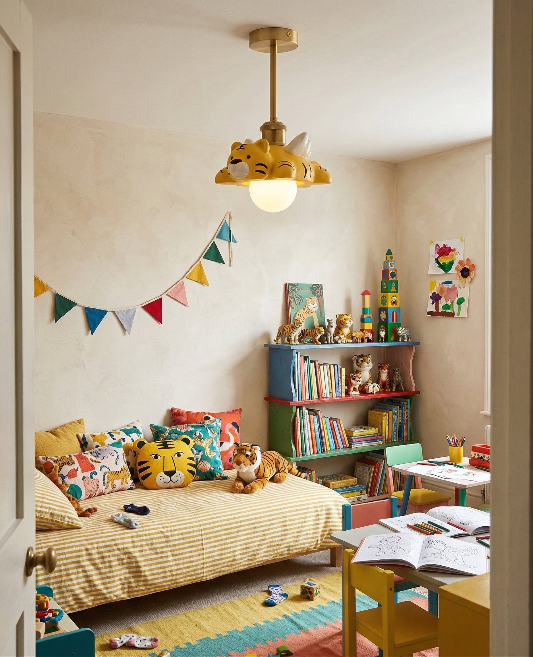 Tigrelle Paws Ceiling Lamp