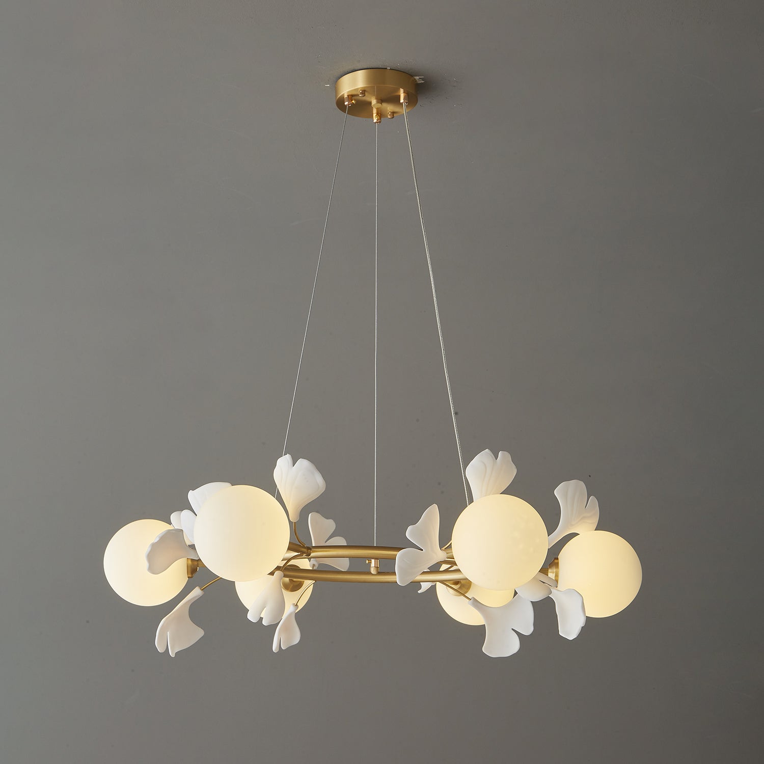 Hunell Floral Brass Chandelier-Neutral Decor