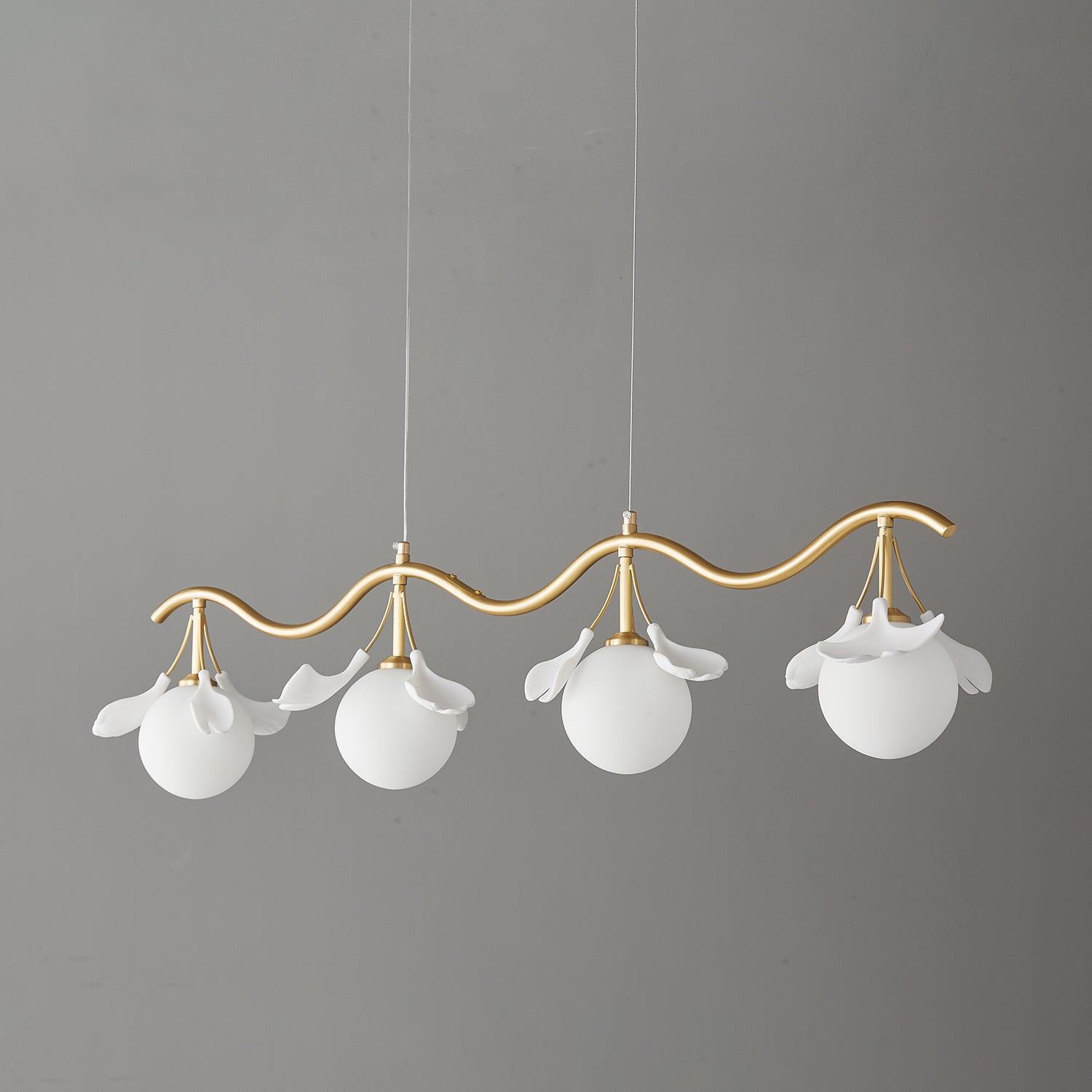 Hunell Floral Brass Chandelier-Neutral Decor