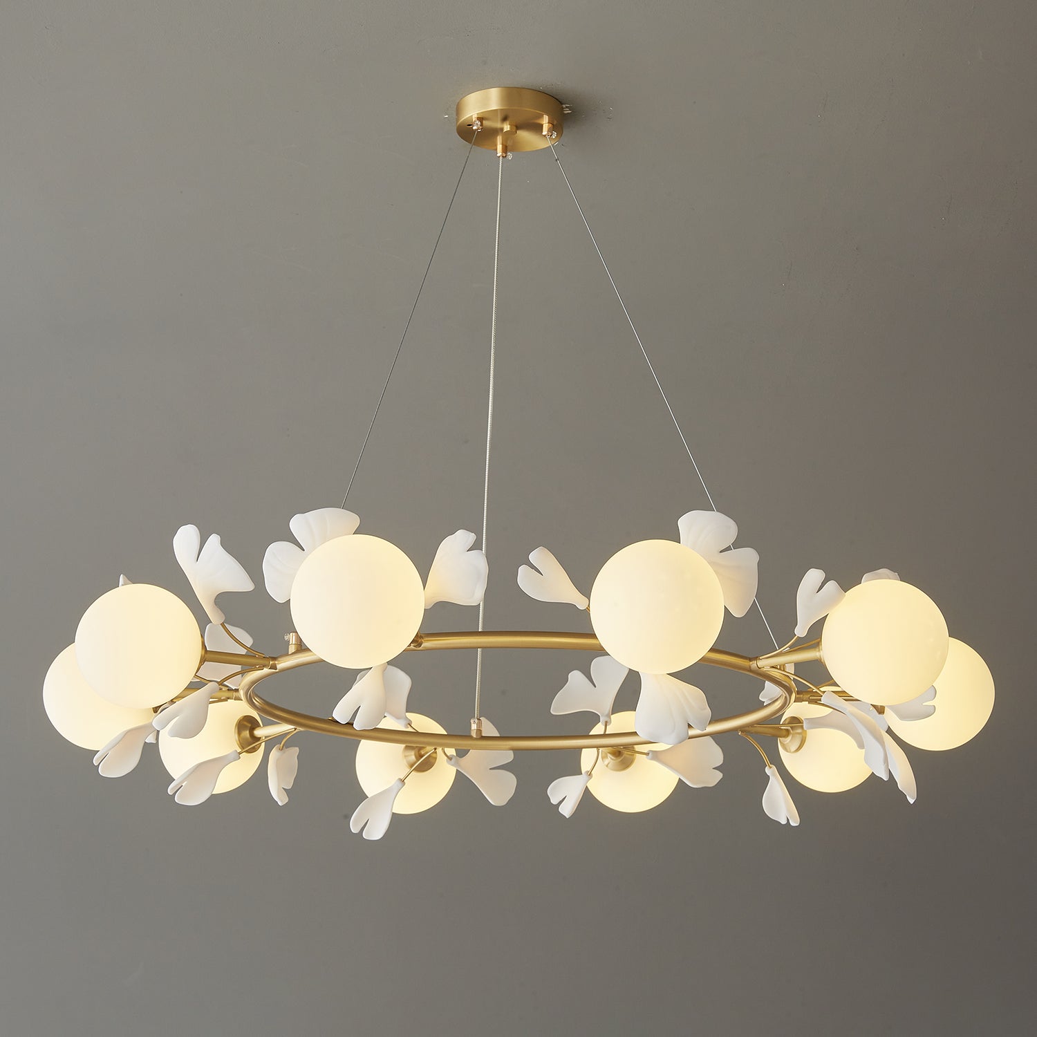 Hunell Floral Brass Chandelier-Neutral Decor