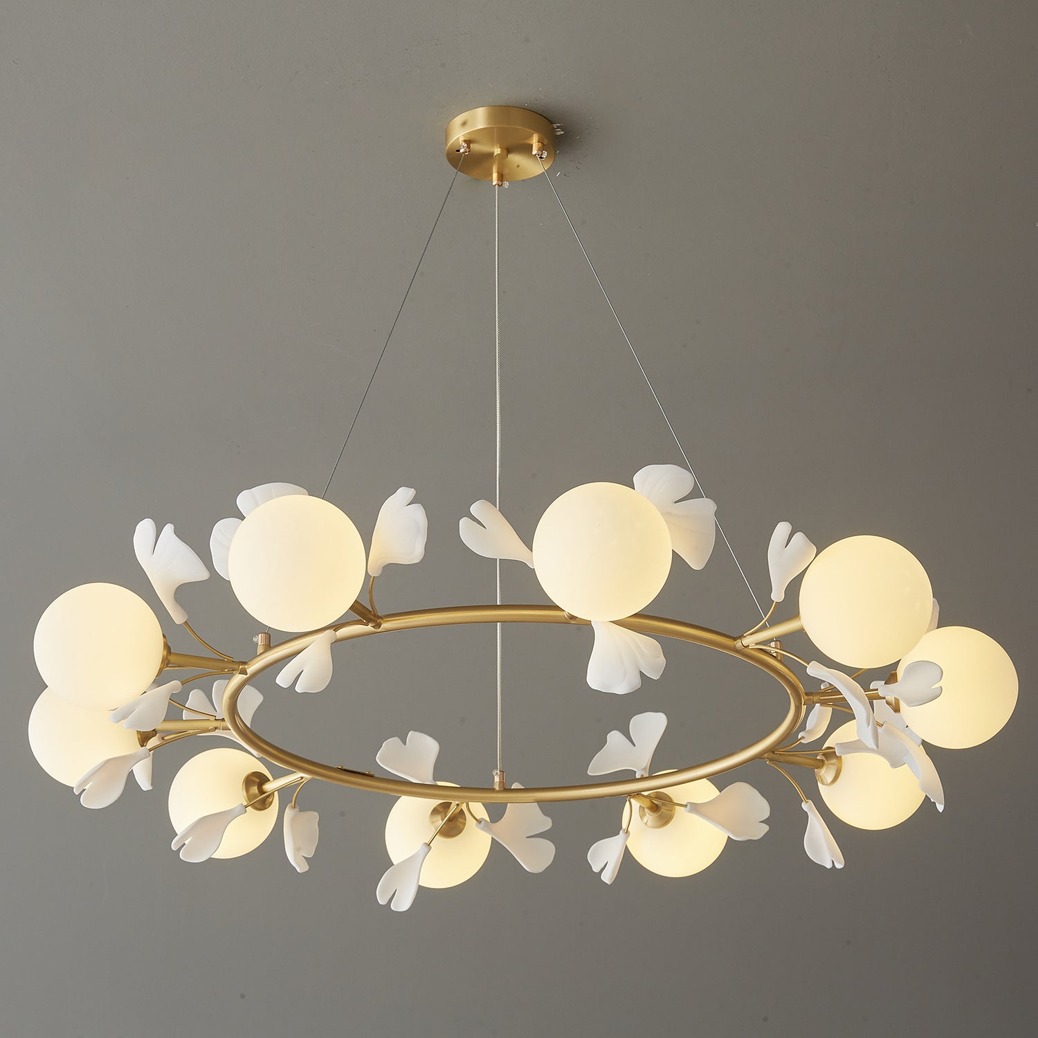 Hunell Floral Brass Chandelier-Neutral Decor