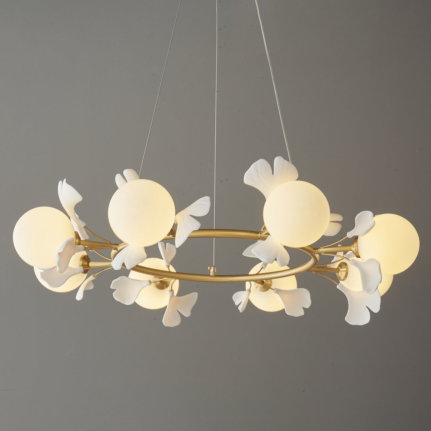Hunell Floral Brass Chandelier-Neutral Decor