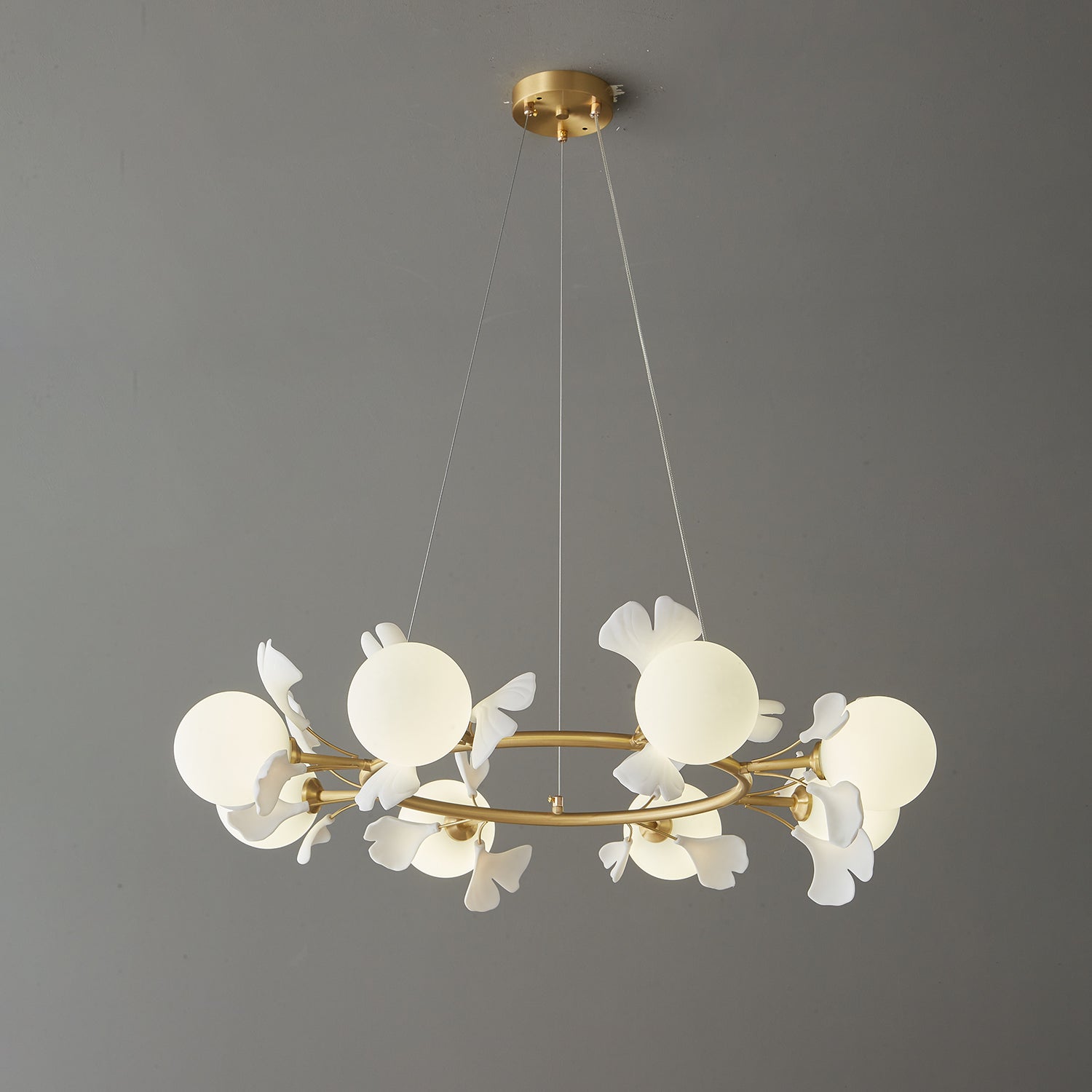 Hunell Floral Brass Chandelier-Neutral Decor