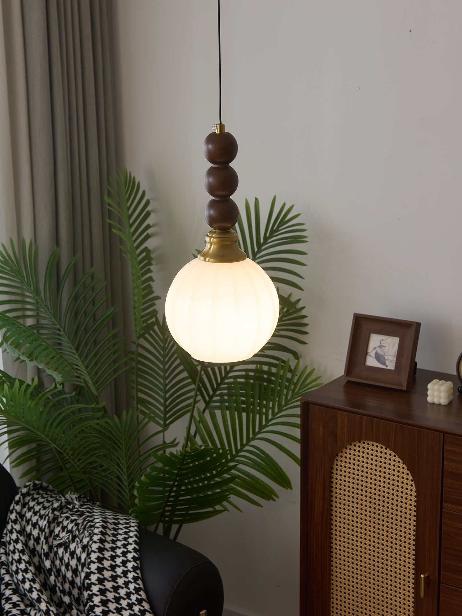 Vothaila Traditional Elegance Vintage Glass Wood Pendant Light-Neutral Decor