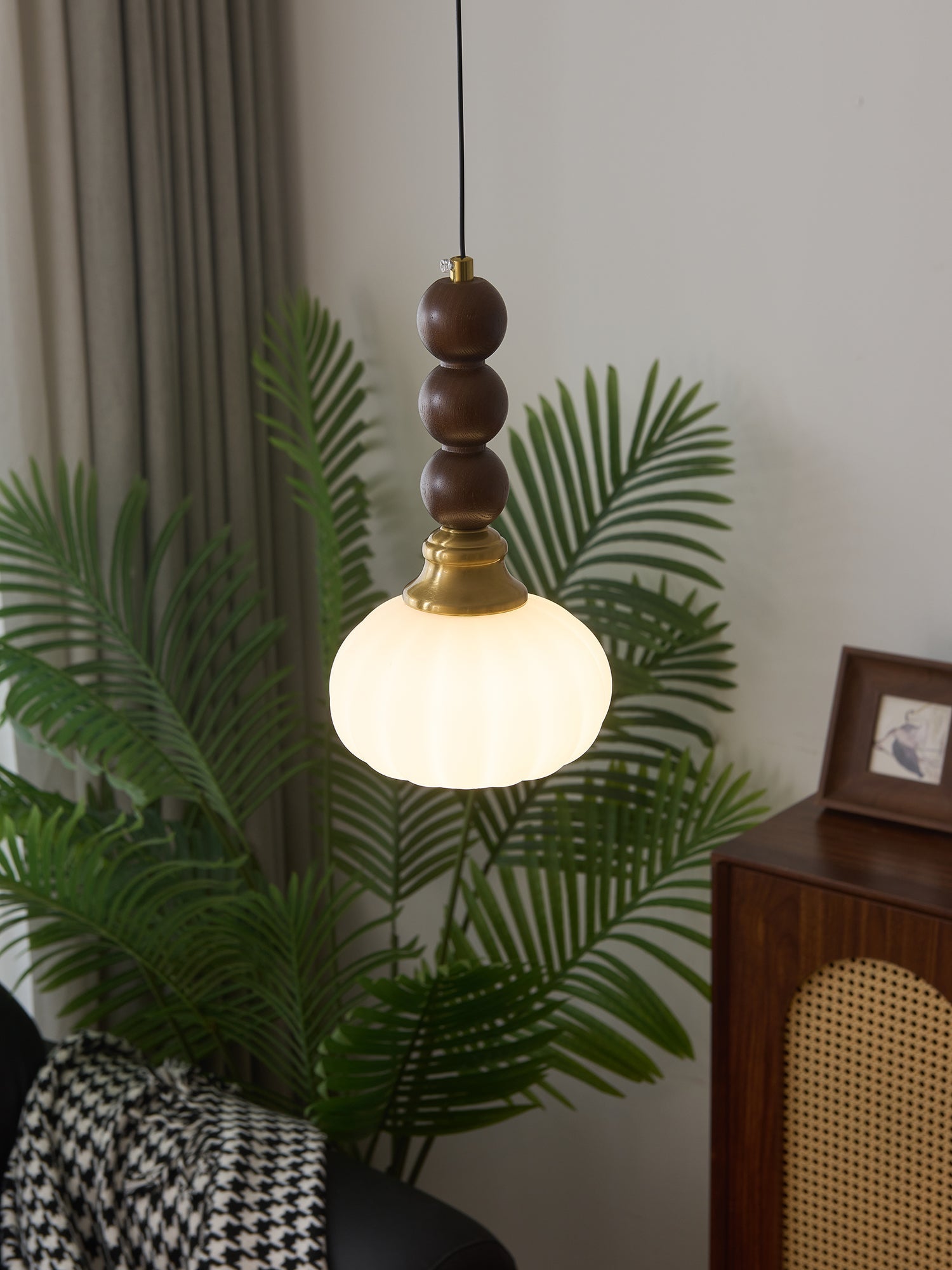 Vothaila Traditional Elegance Vintage Glass Wood Pendant Light-Neutral Decor