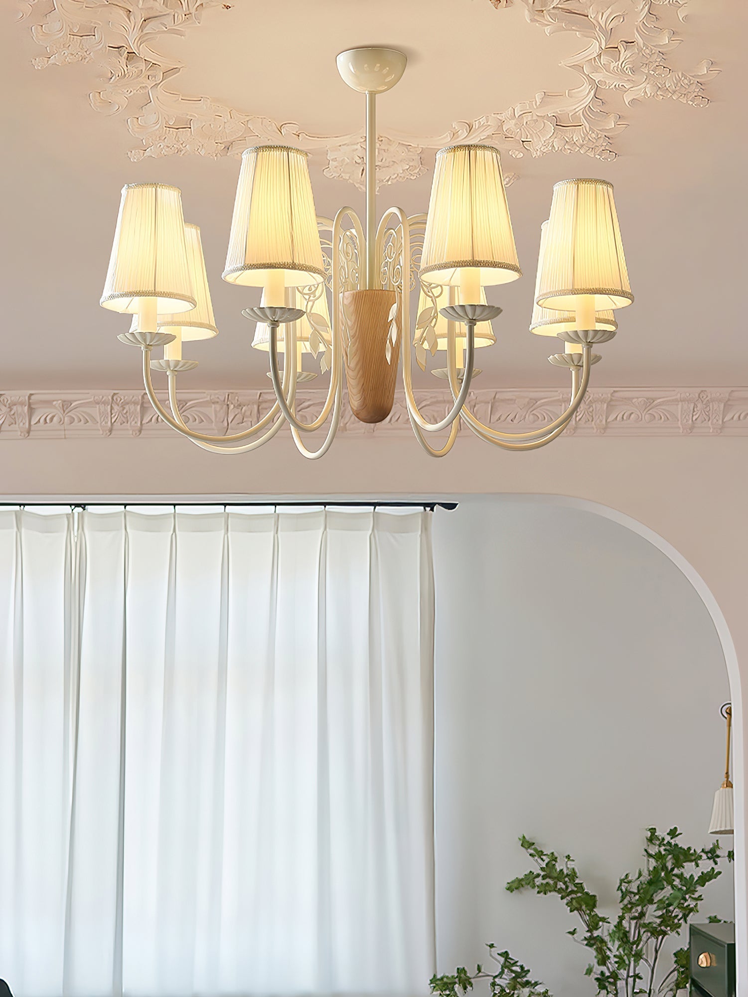 Solthys Chandelier-Neutral Decor