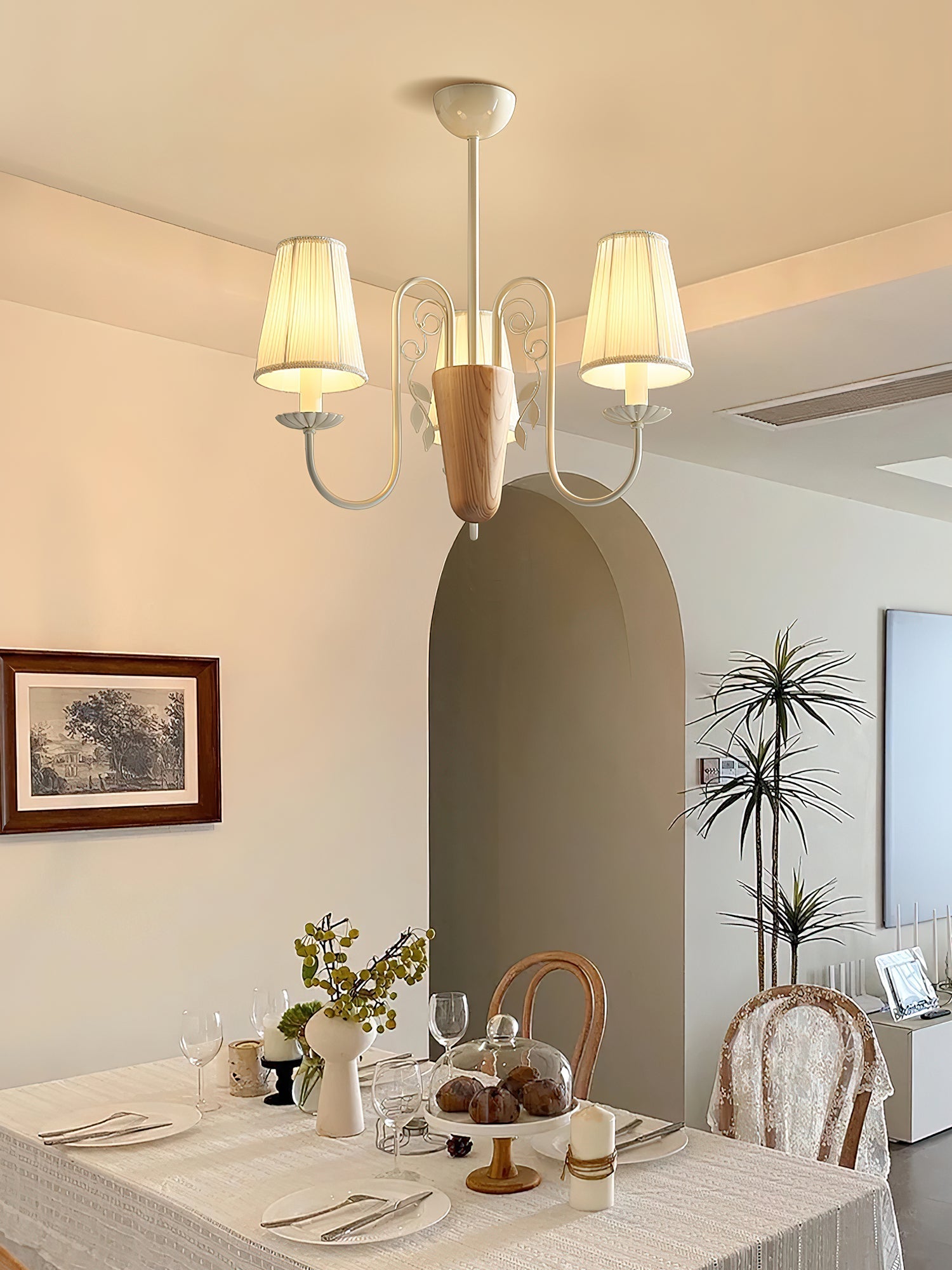 Solthys Chandelier-Neutral Decor