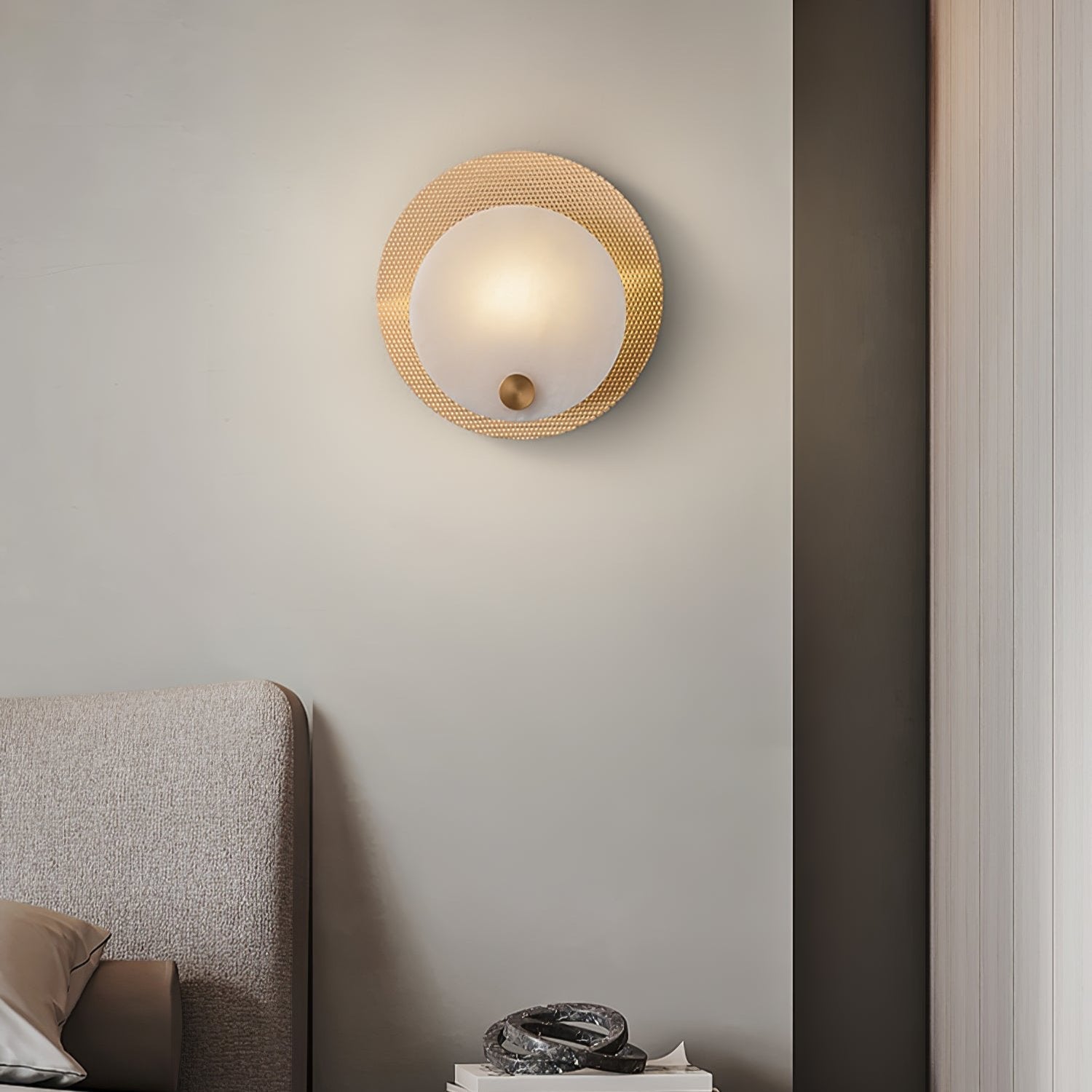 Ilzore Circular Glass Ceiling Light-Neutral Decor