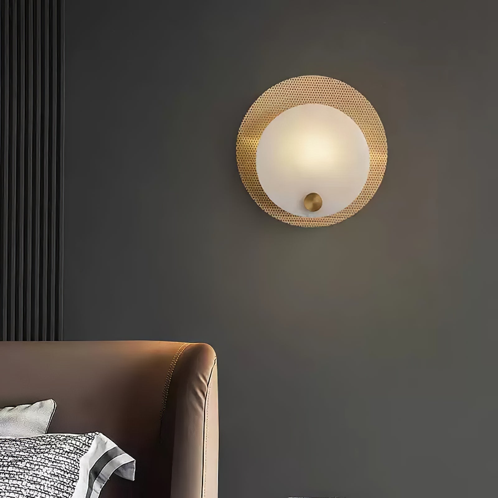 Ilzore Circular Glass Ceiling Light-Neutral Decor