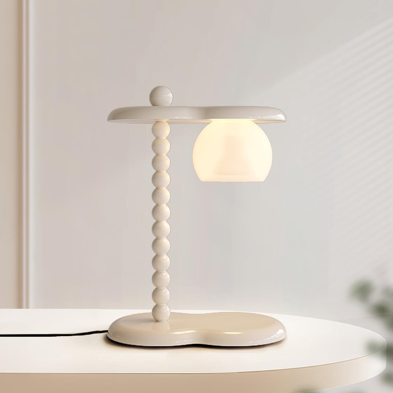 Viloce Resin Traditional Table Lamp-Neutral Decor