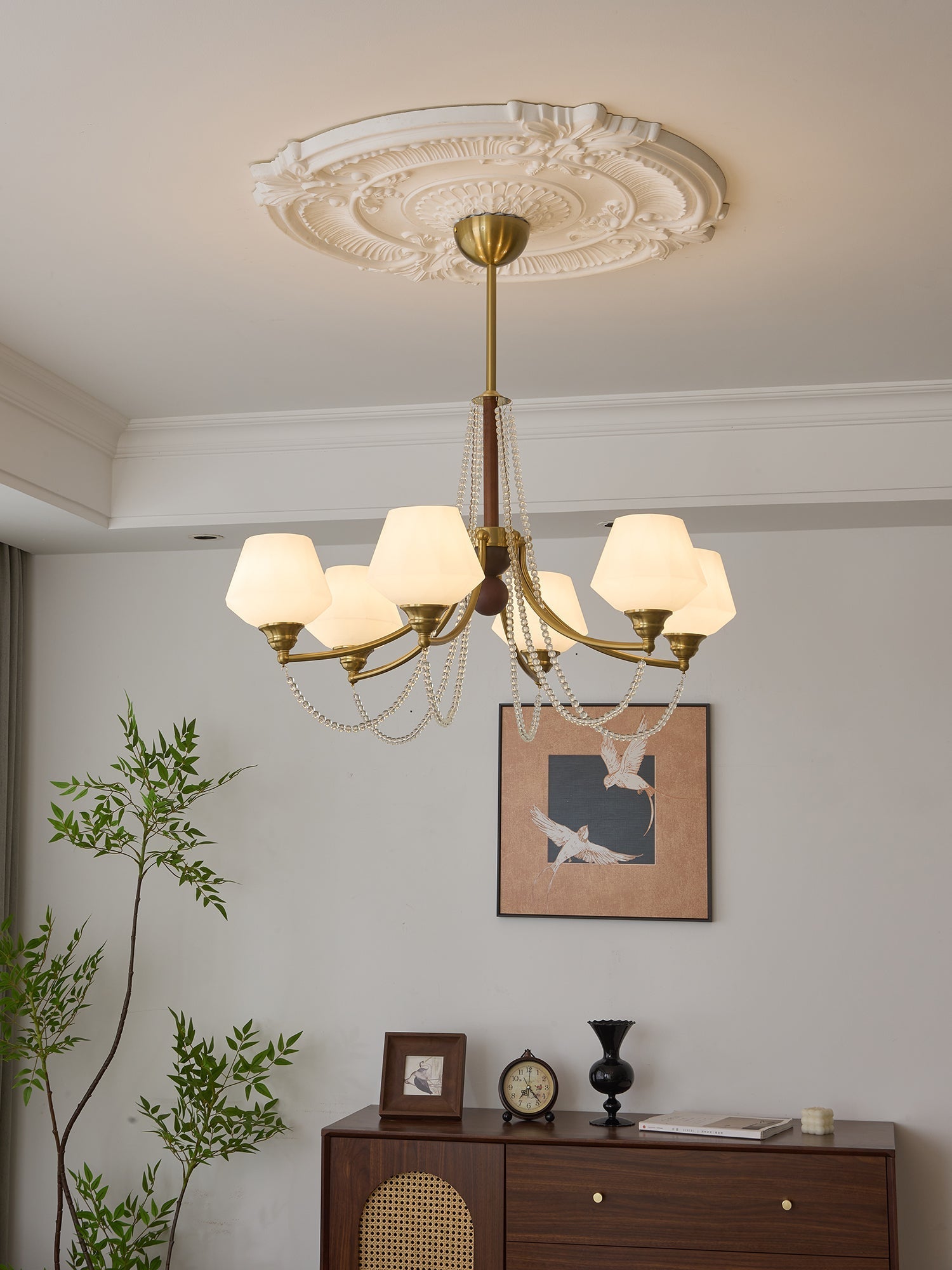Othaus Traditional Elegance Vintage Wood Chandelier-Neutral Decor