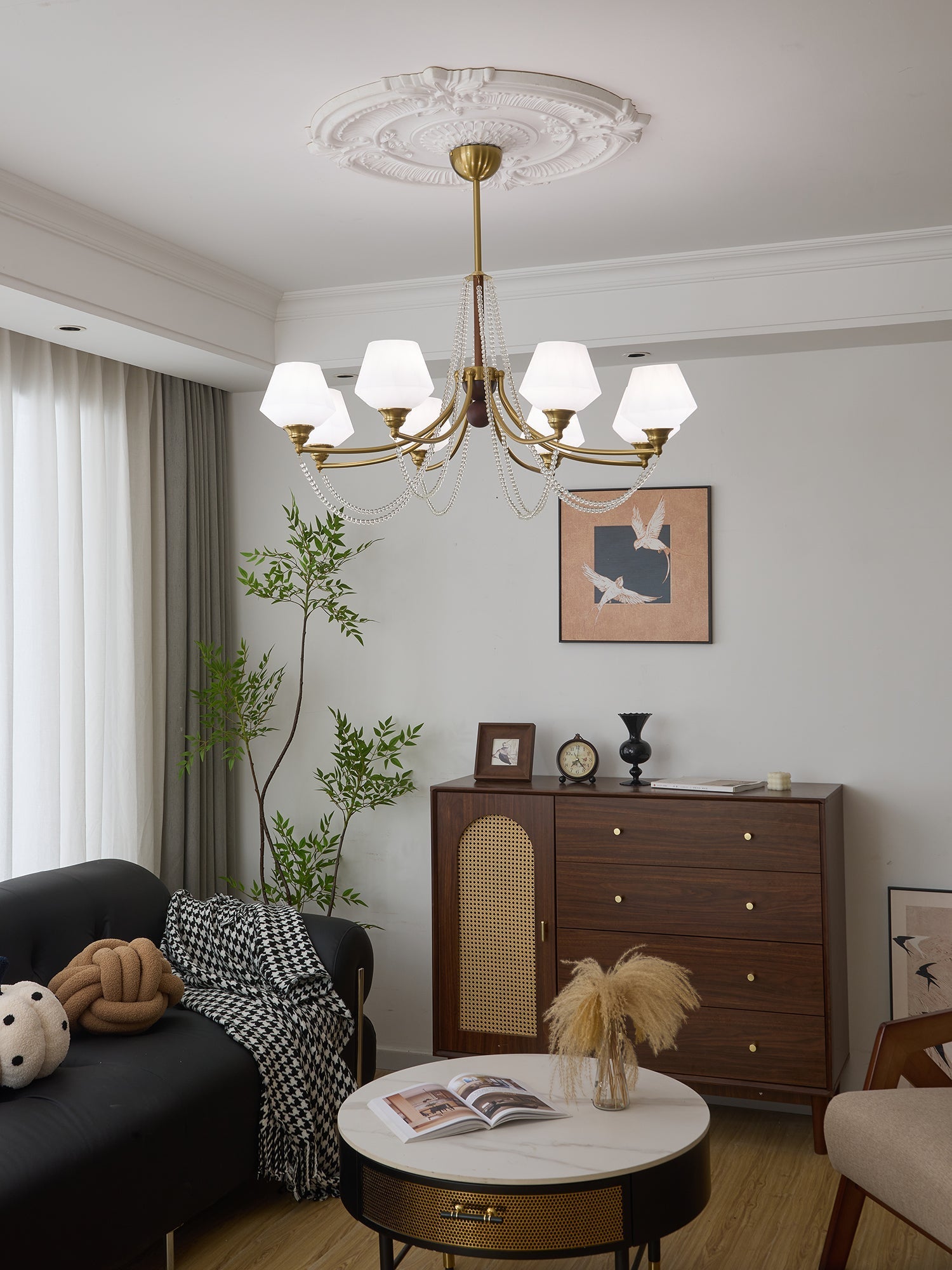 Othaus Traditional Elegance Vintage Wood Chandelier-Neutral Decor