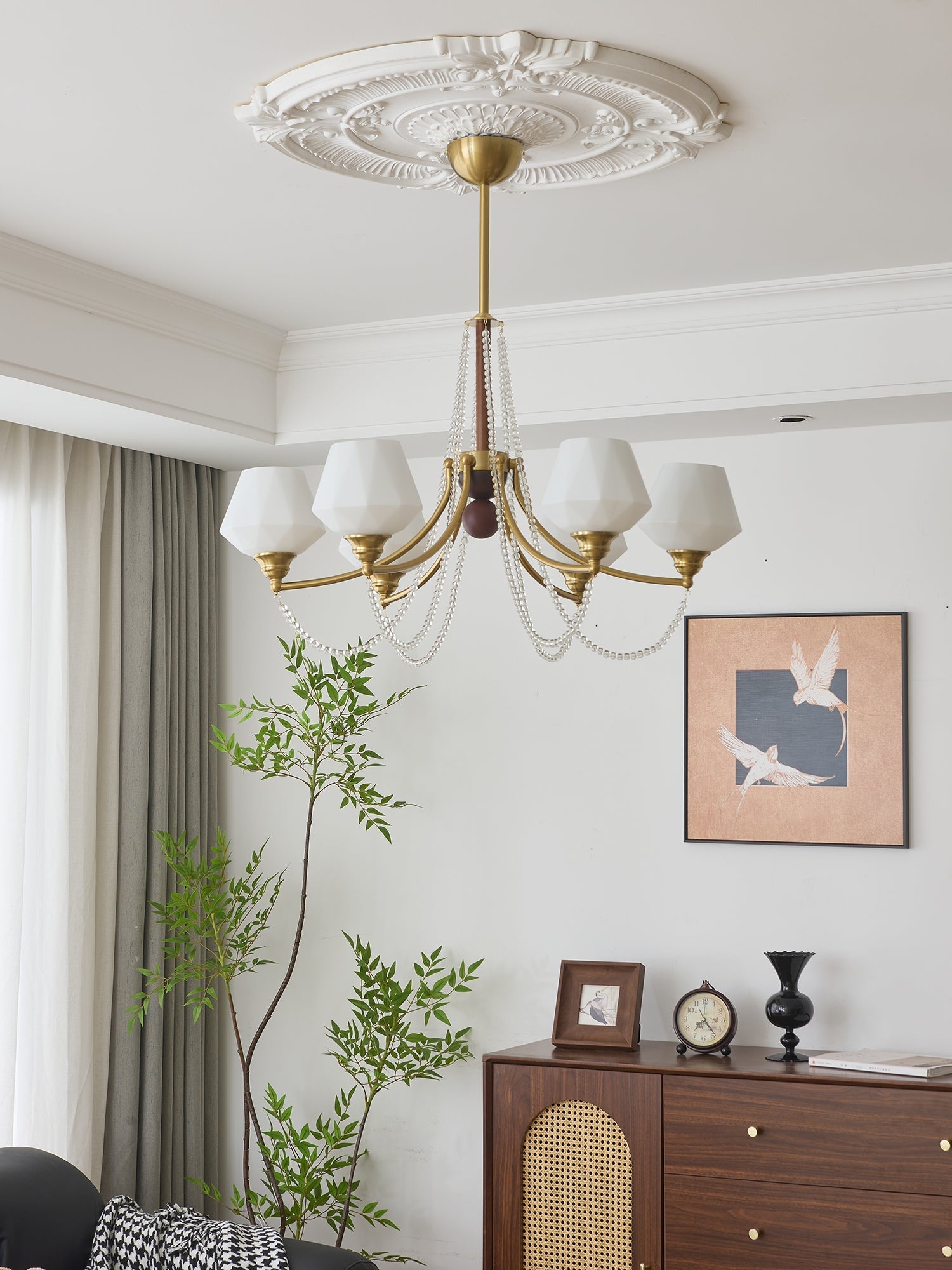 Othaus Traditional Elegance Vintage Wood Chandelier-Neutral Decor