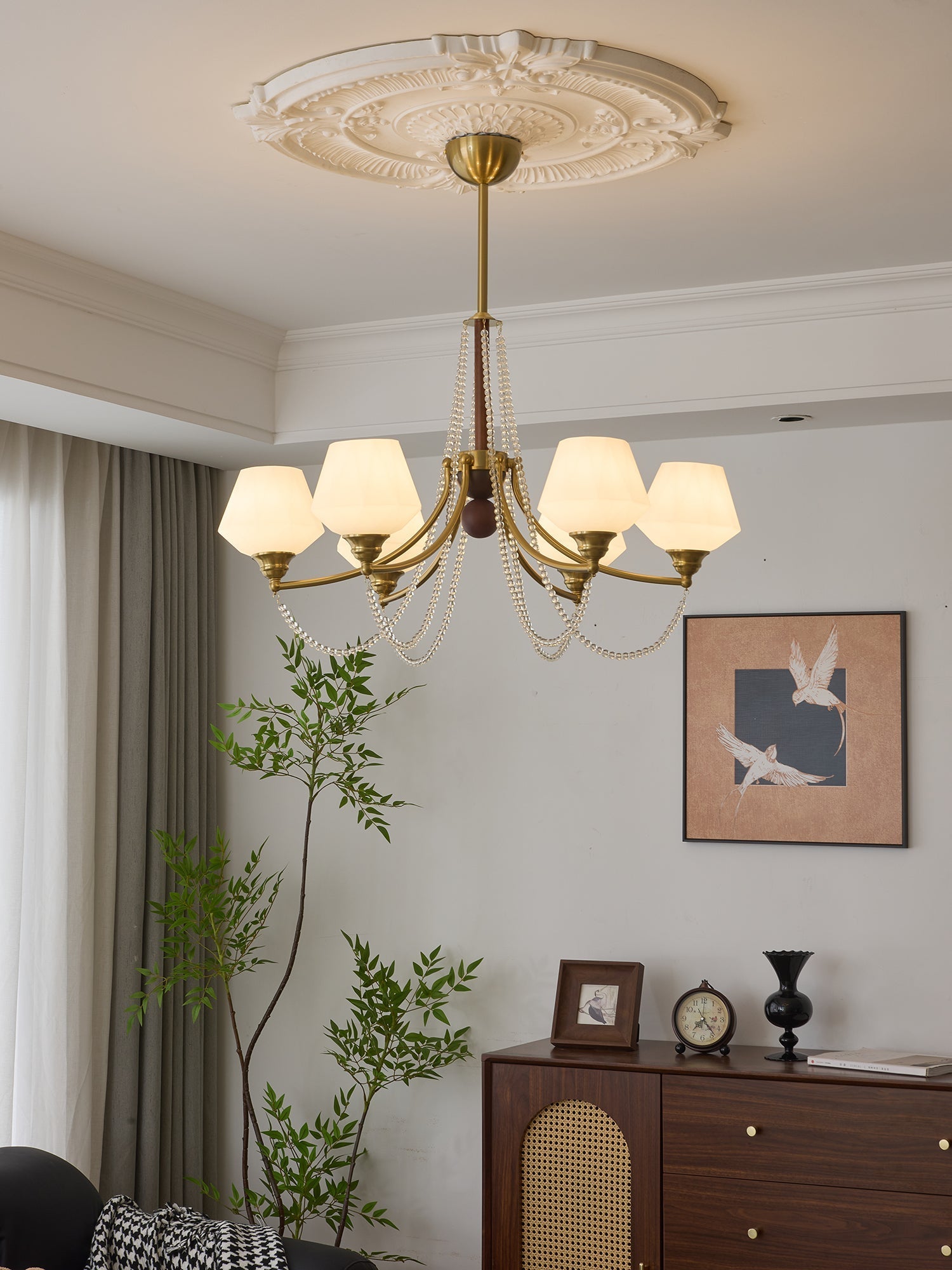 Othaus Traditional Elegance Vintage Wood Chandelier-Neutral Decor
