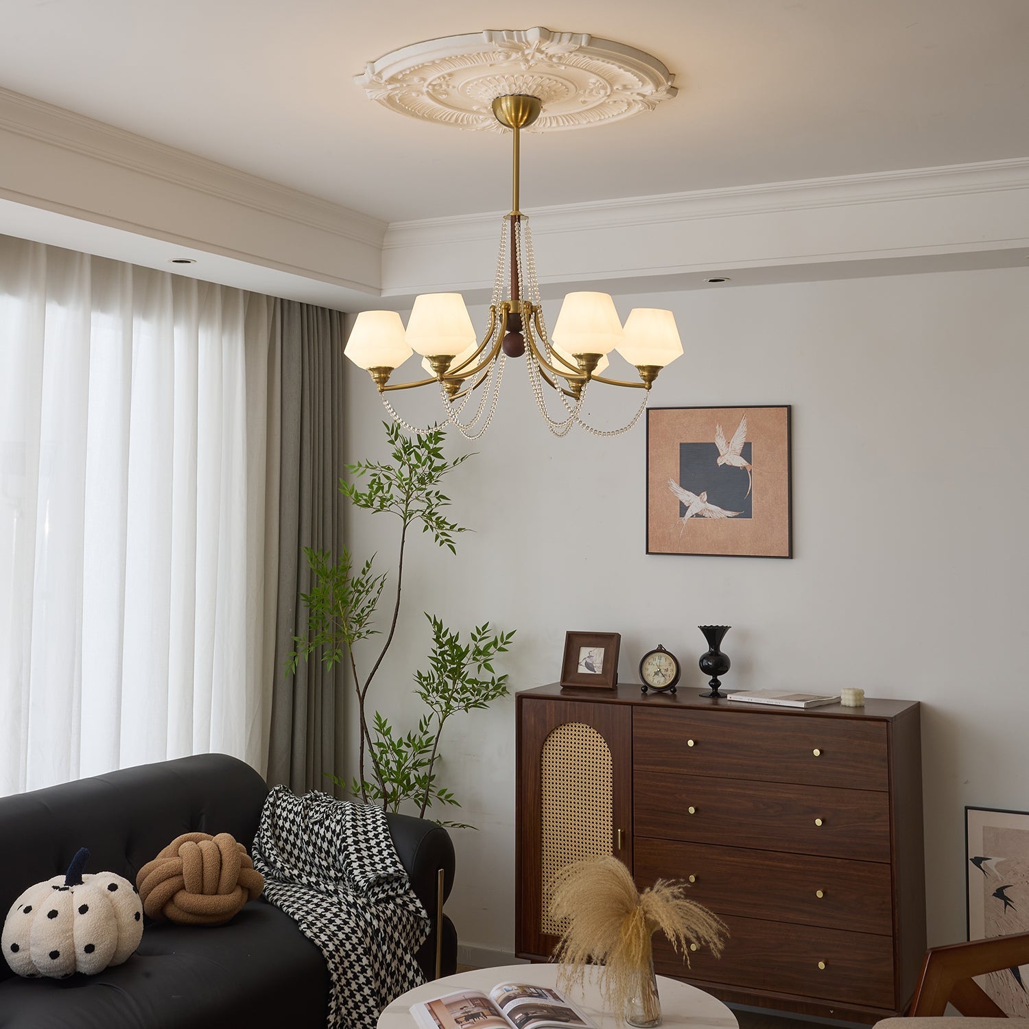 Othaus Traditional Elegance Vintage Wood Chandelier-Neutral Decor
