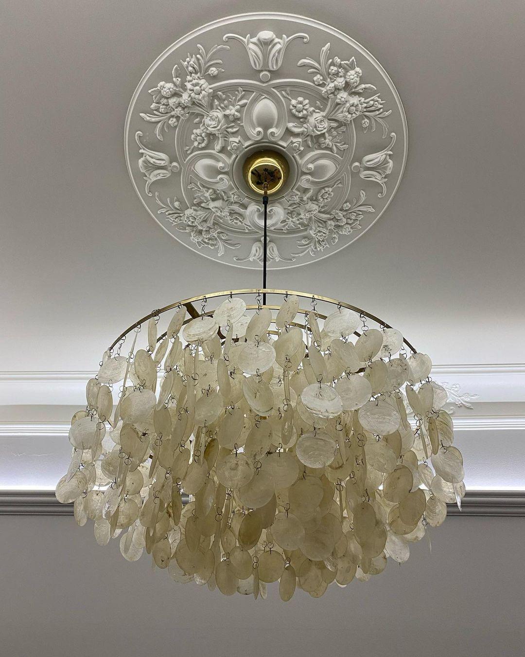 Rivena Pendant Lamp Round Shell Ring-Neutral Decor