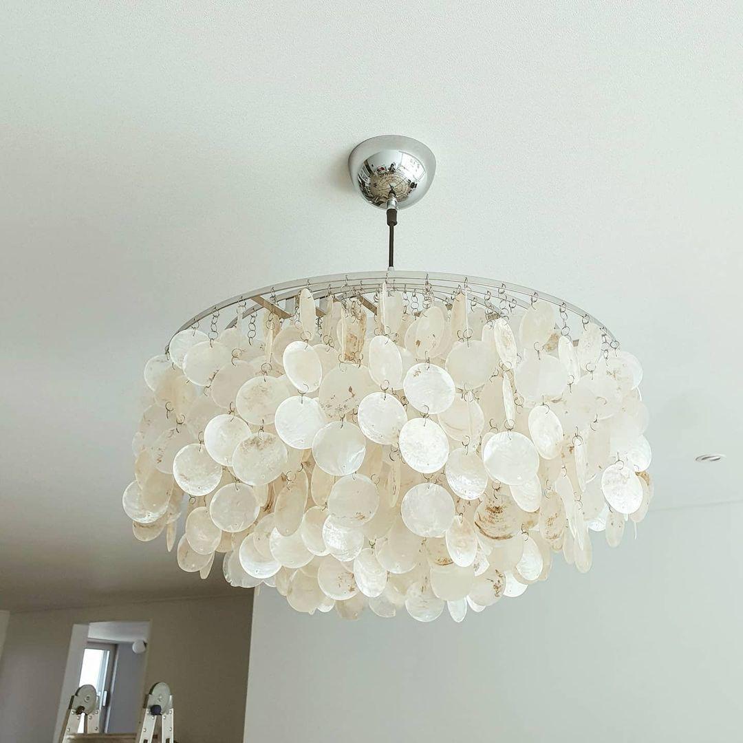 Rivena Pendant Lamp Round Shell Ring-Neutral Decor