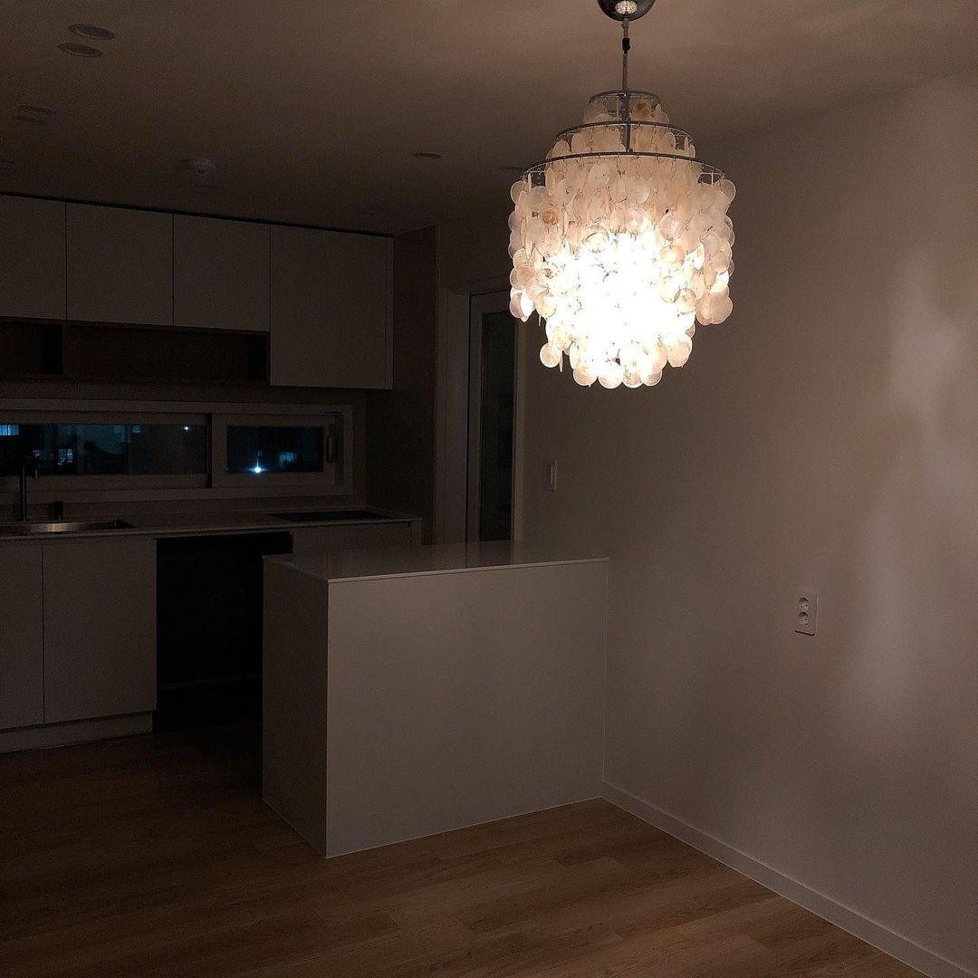Rivena Pendant Lamp Round Shell Ring-Neutral Decor