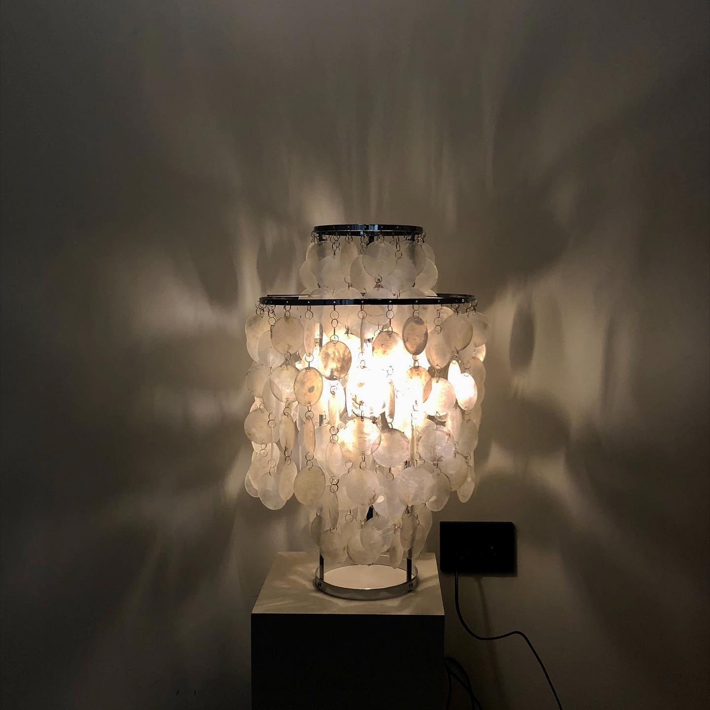 Dius Luxury Table Lamp-Neutral Decor