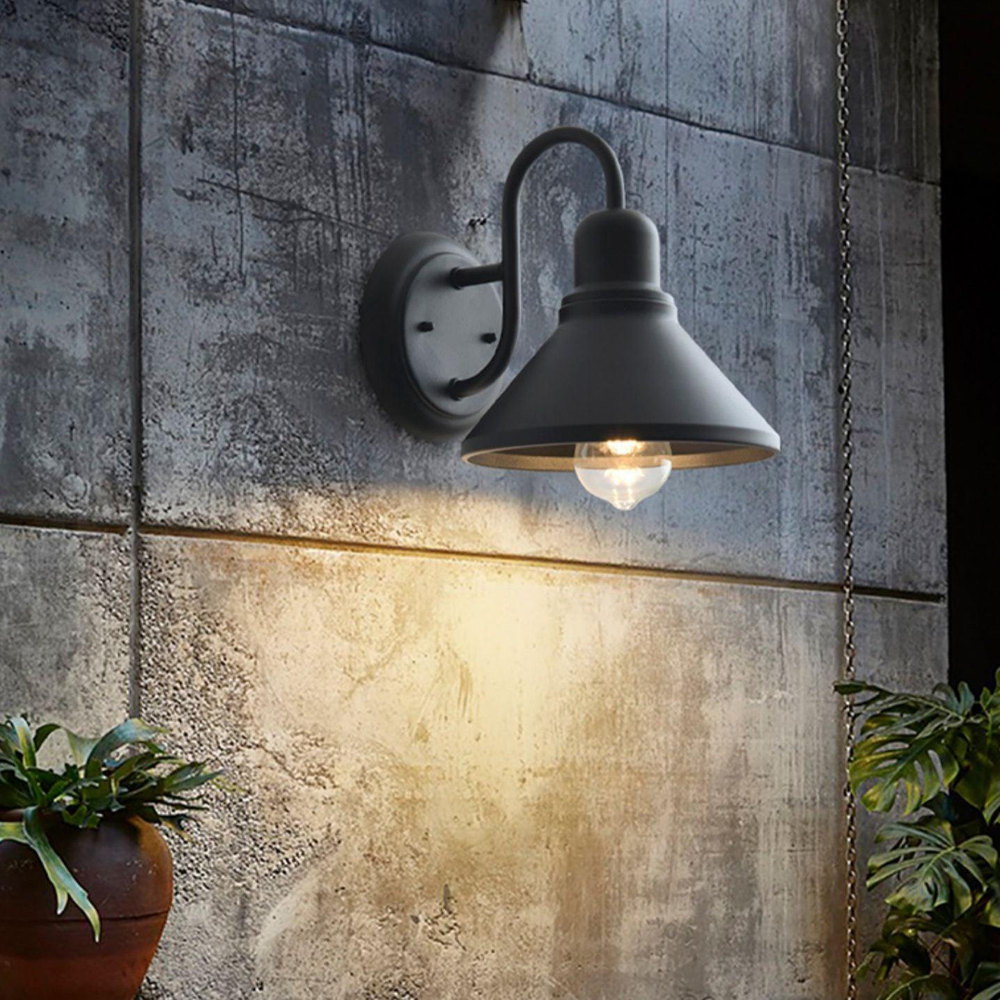 Elion Vintage Cone-shaped Ourdoor Wall Lamp-Neutral Decor