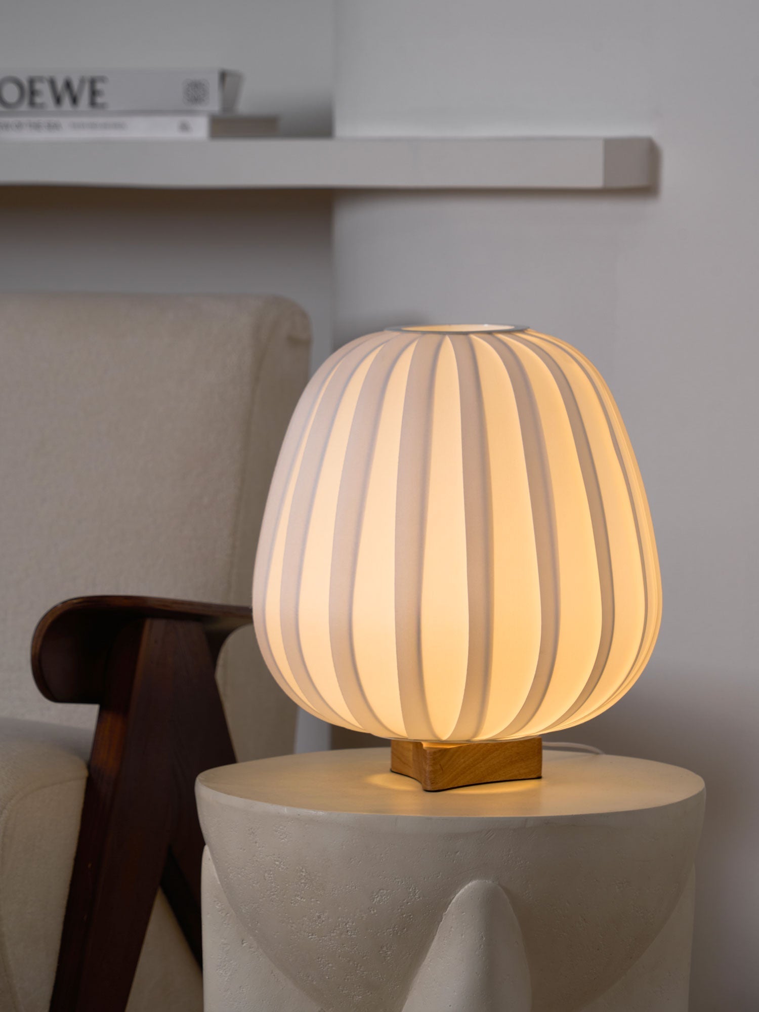 Elenor Fabric Minimalist Table Lamp-Neutral Decor