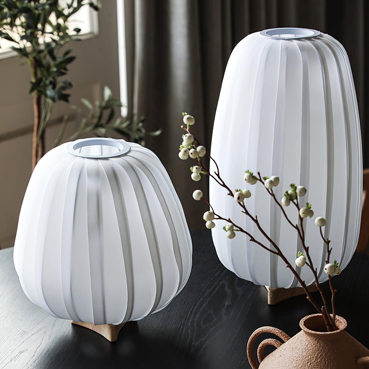 Elenor Fabric Minimalist Table Lamp-Neutral Decor