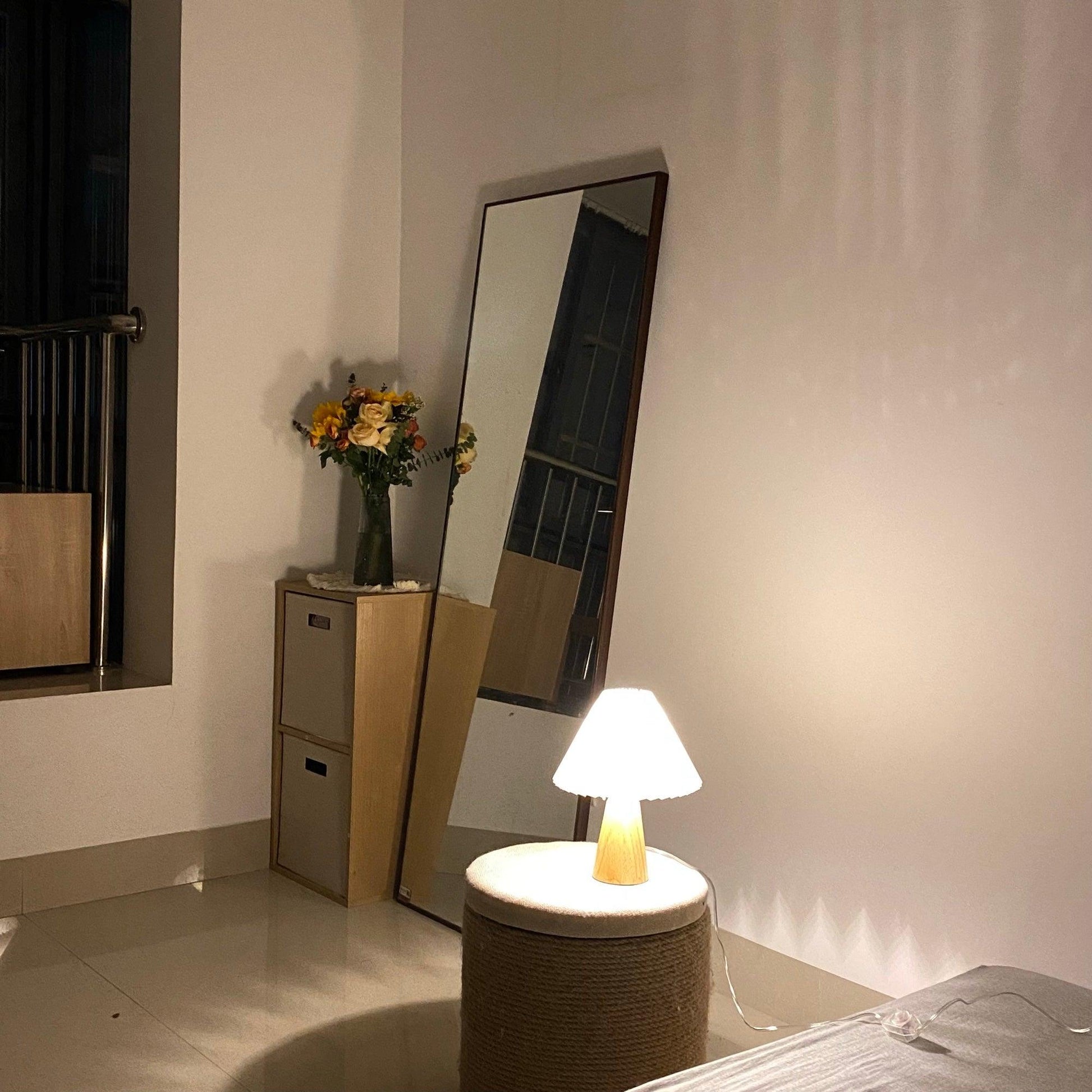 Tomino Minimalist Wood Table Lamp-Neutral Decor