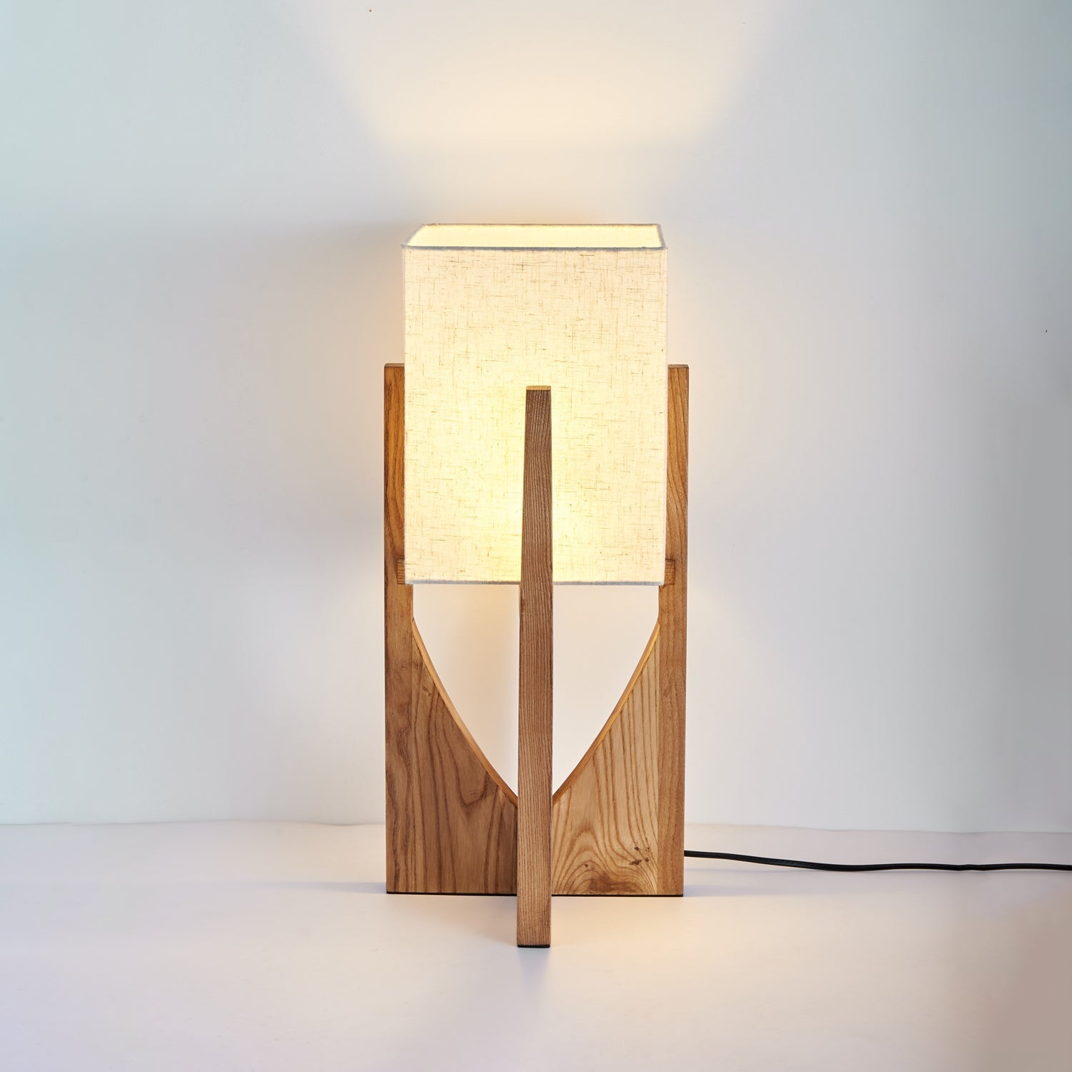 Tirixy Floor Lamp Wood Modern-Neutral Decor