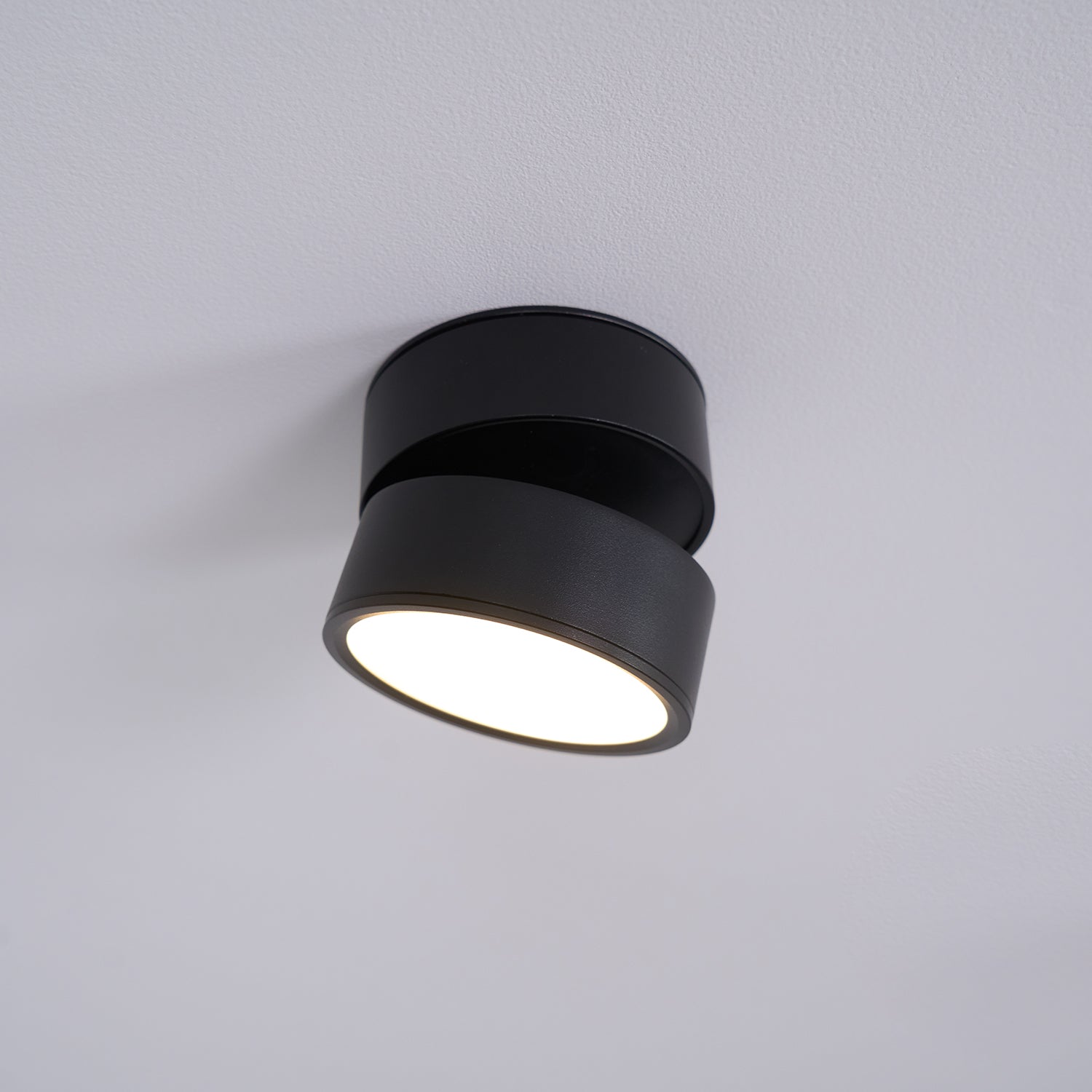 Xavo Surface Recessed Light Spot-Neutral Decor